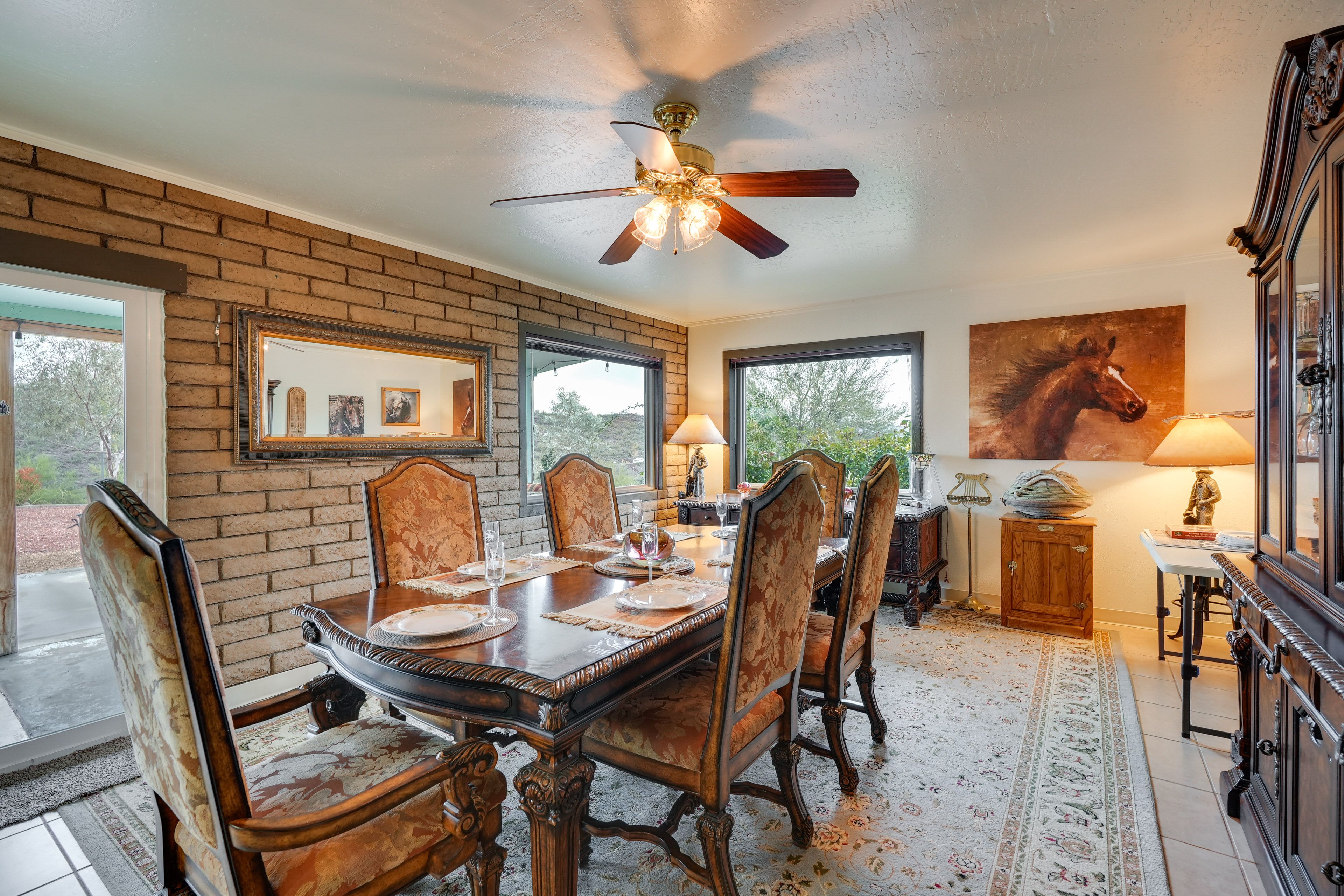 Dining Area | Dishware & Flatware