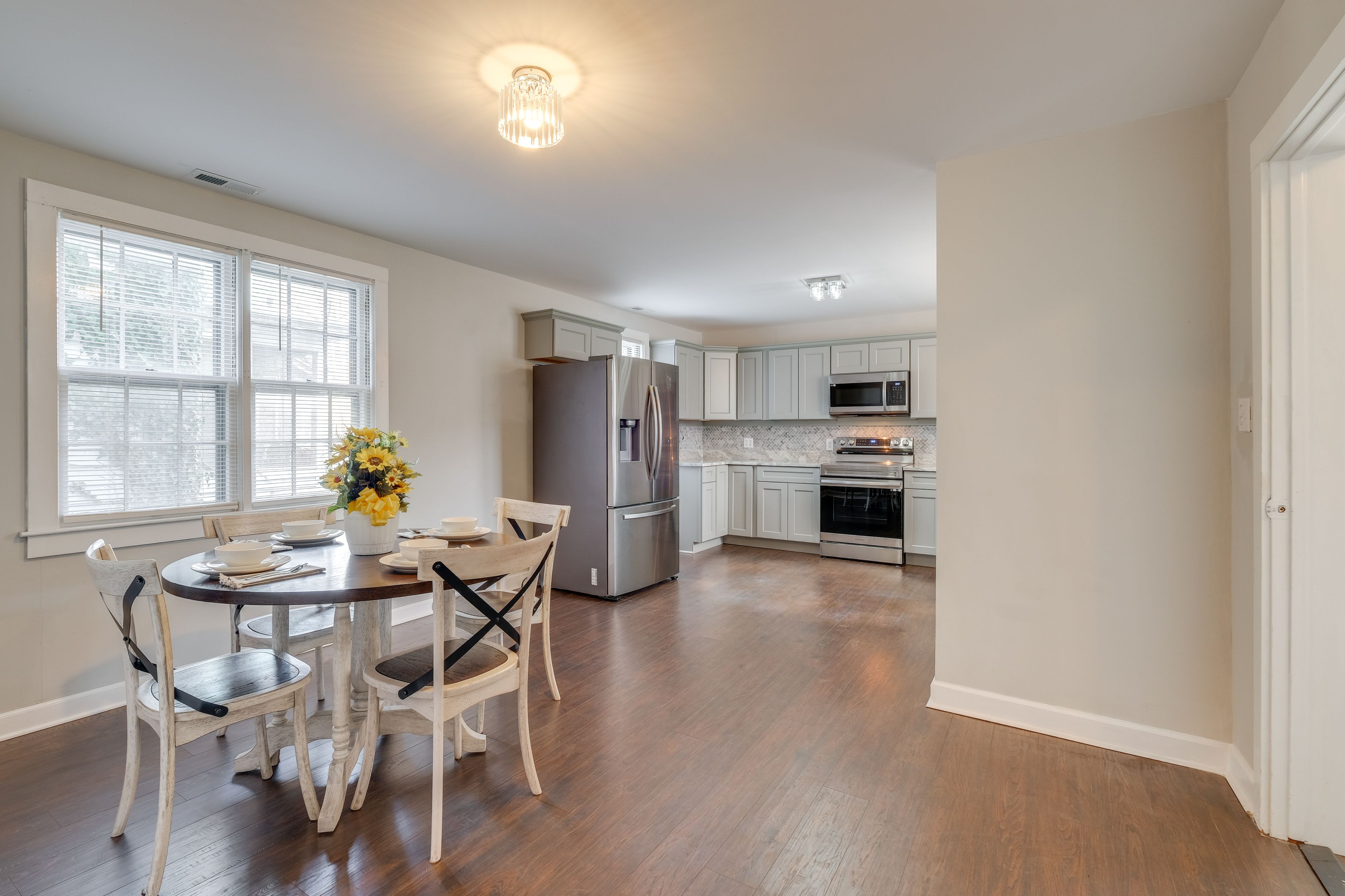 Kitchen | Dining Area | Cooking Basics