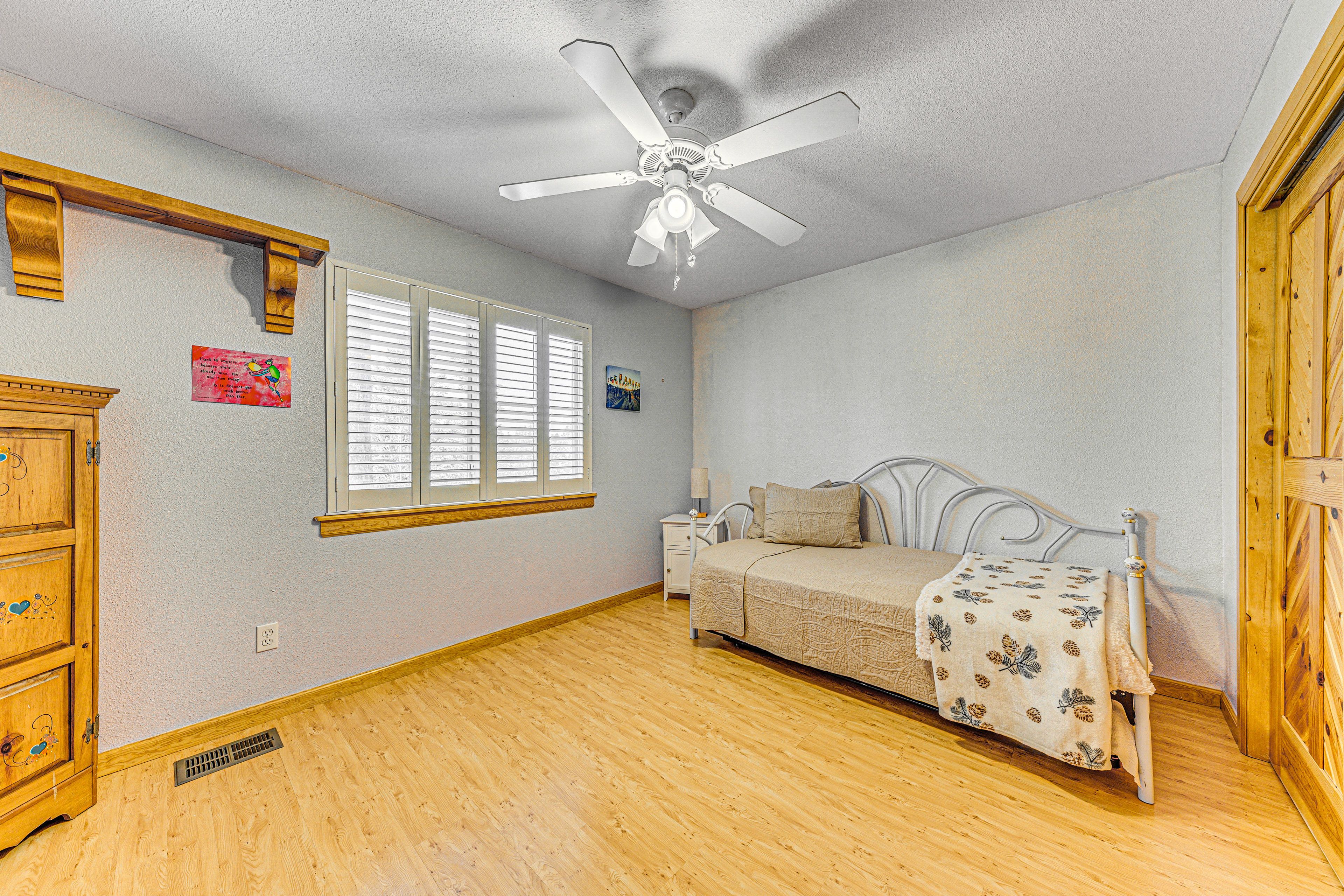 Bedroom 2 | Twin Daybed w/ Twin Trundle | Main Level