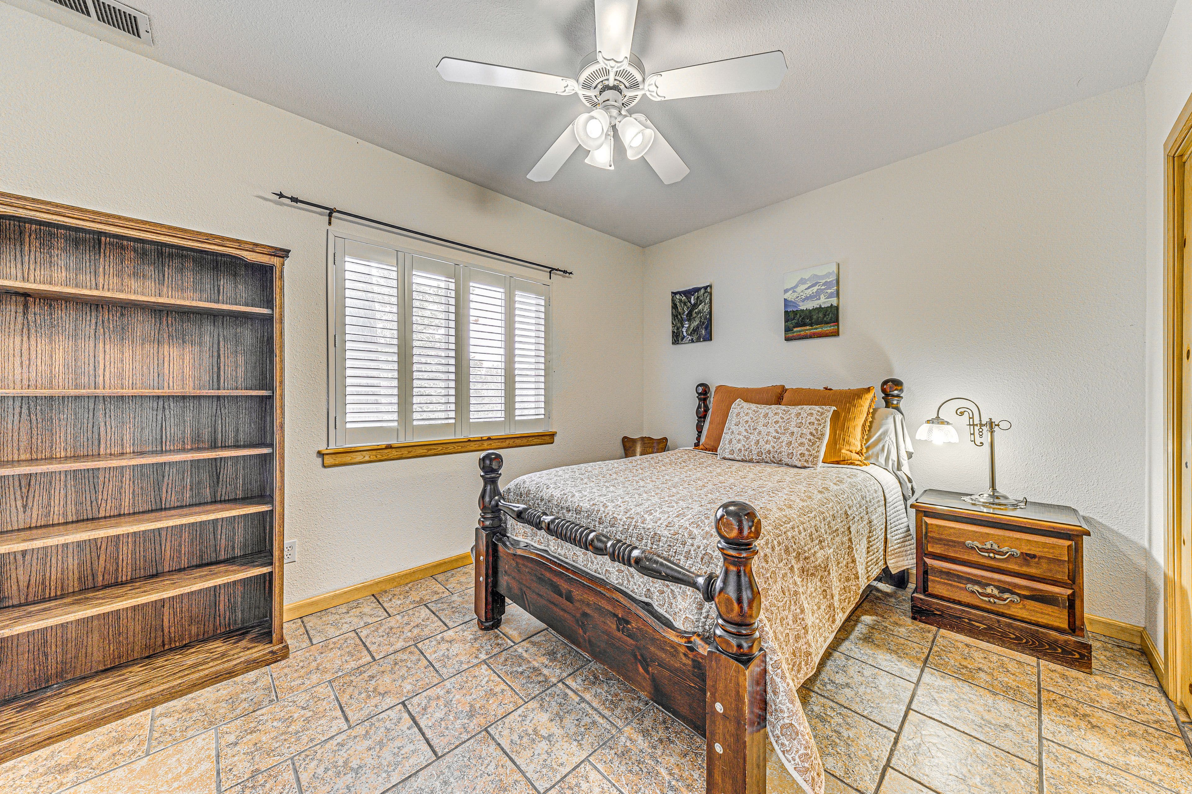 Bedroom 4 | Full Bed | Lower Level