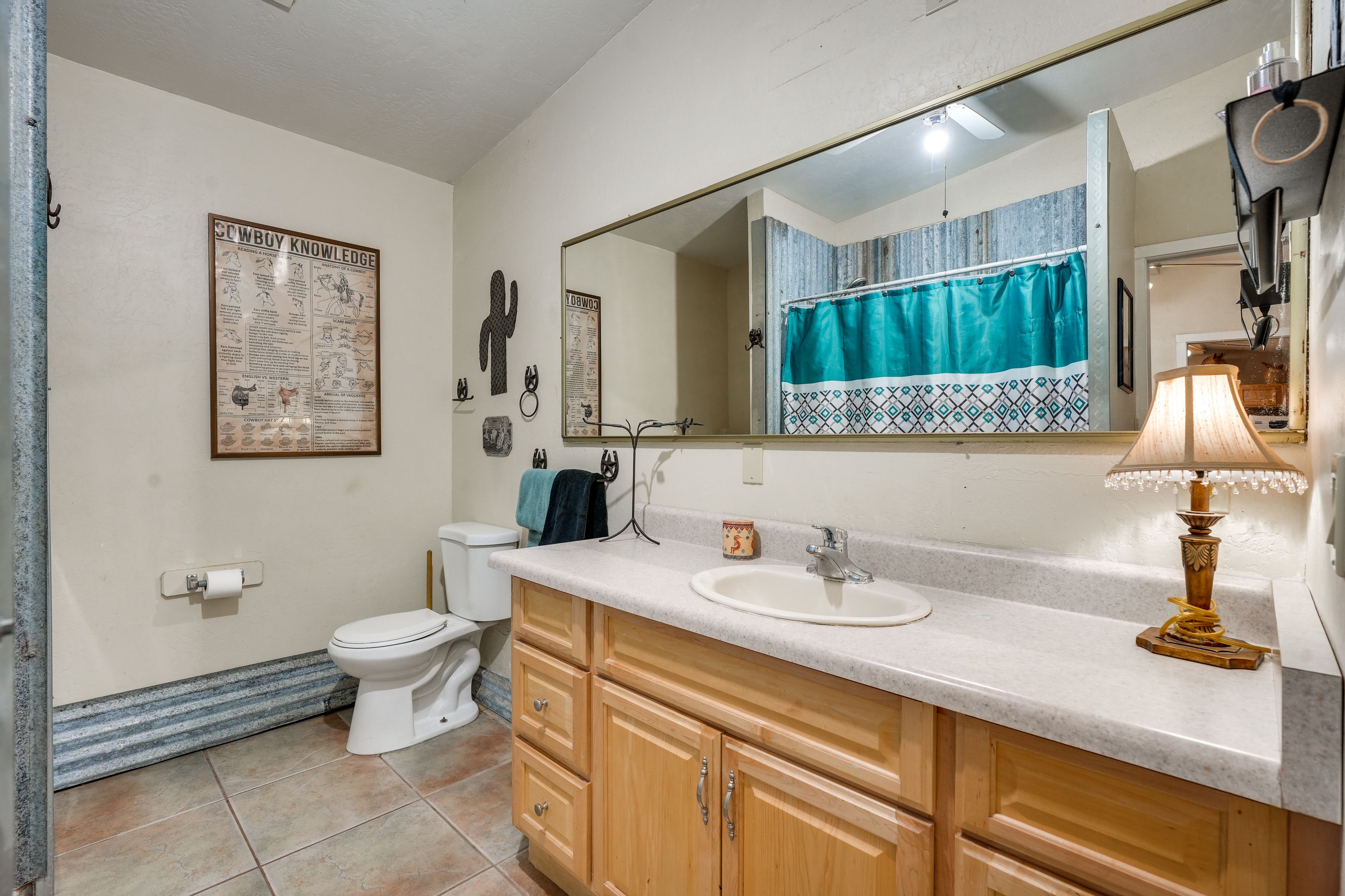 Full Bath | Towels | Hair Dryer