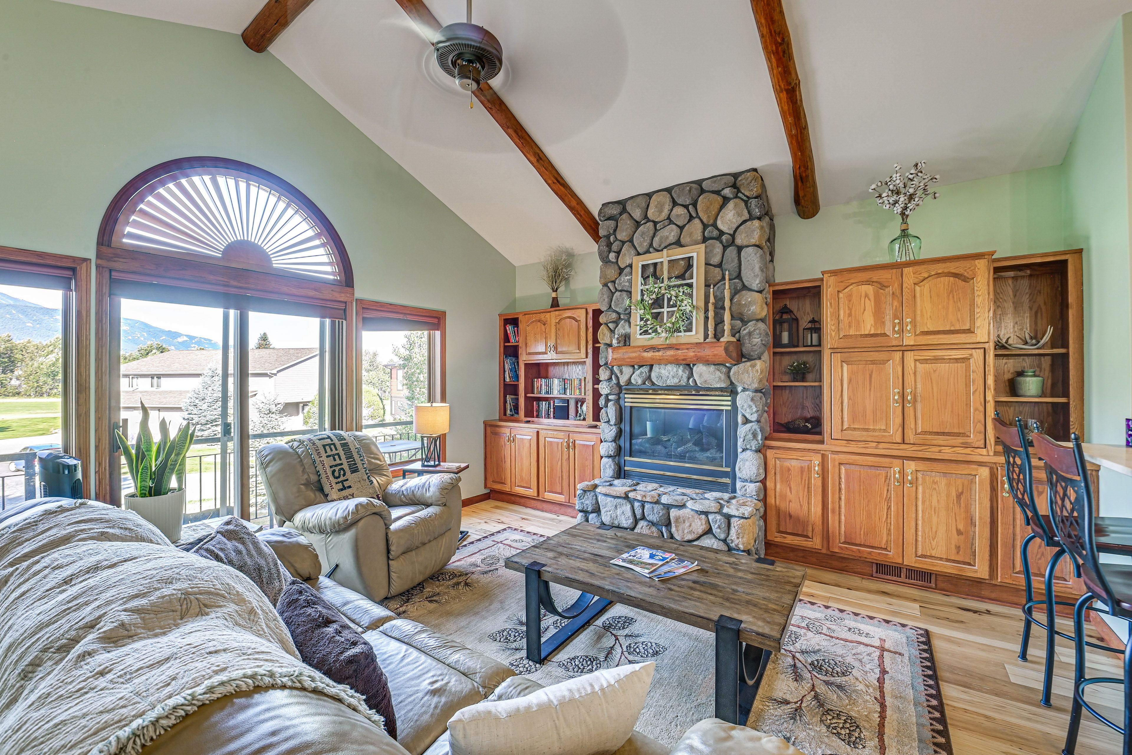 Living Room | Upper Level | Fireplace
