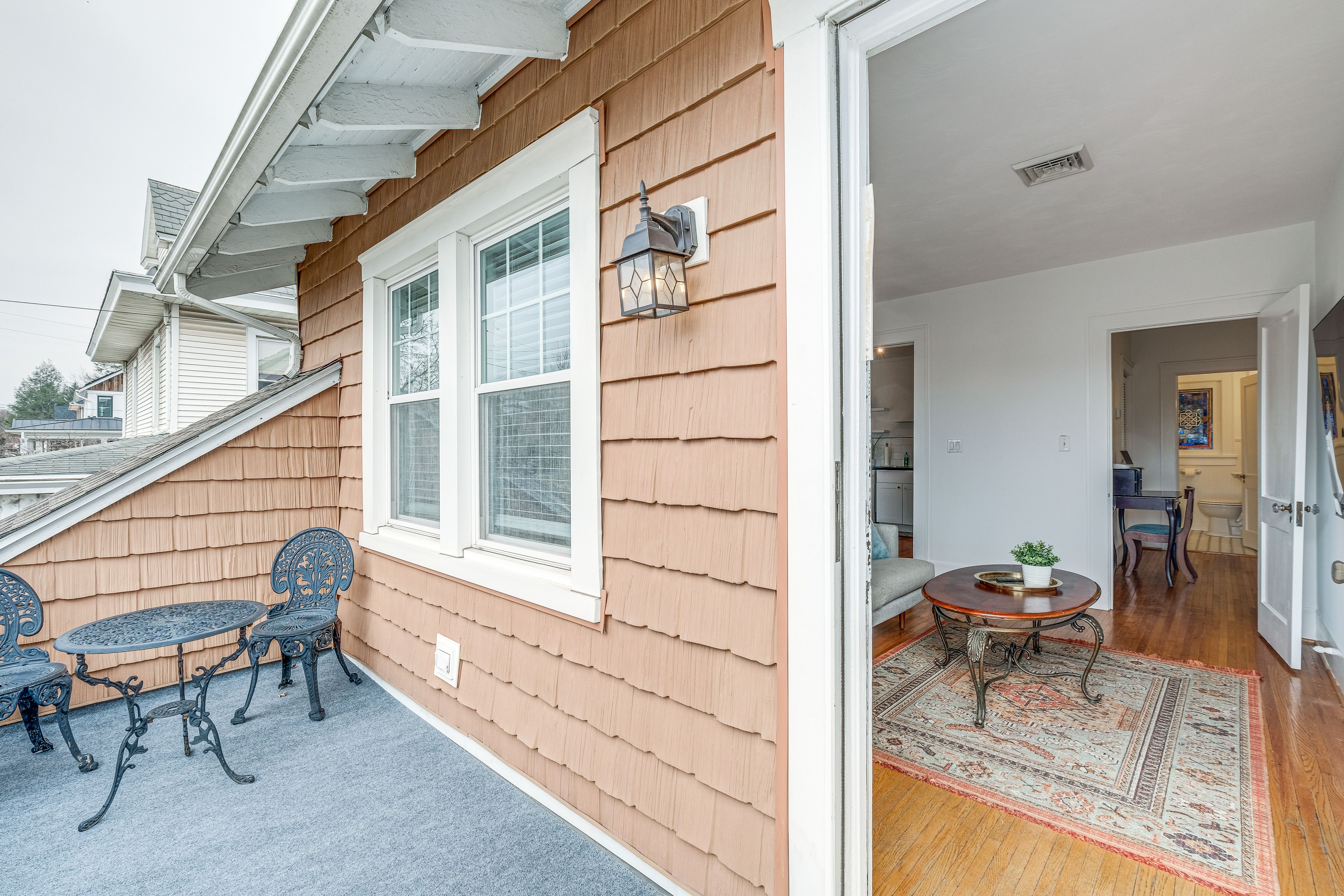 Private Balcony | Bistro Table