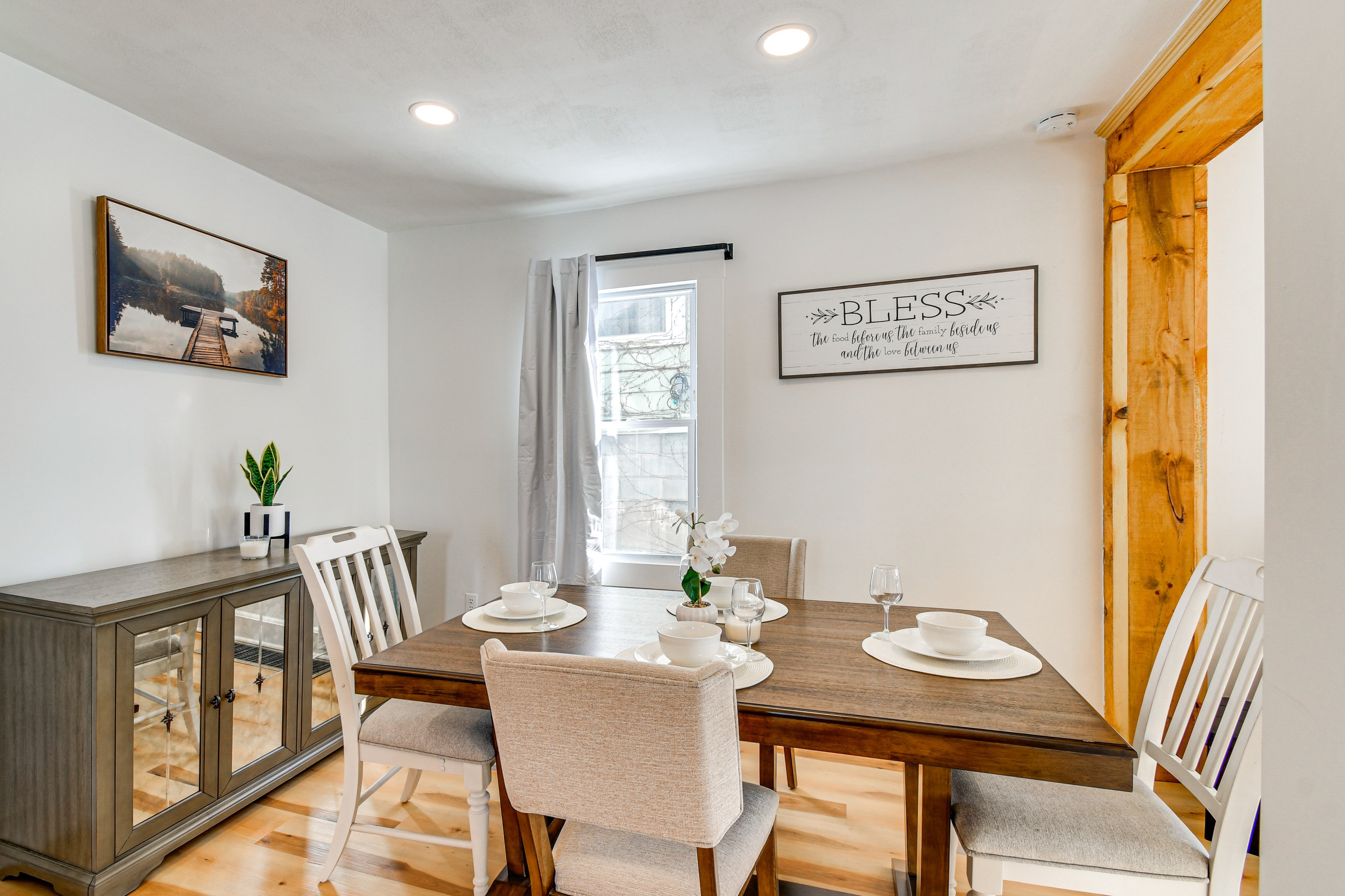 Dining Table | Dishware & Flatware | 1st Floor