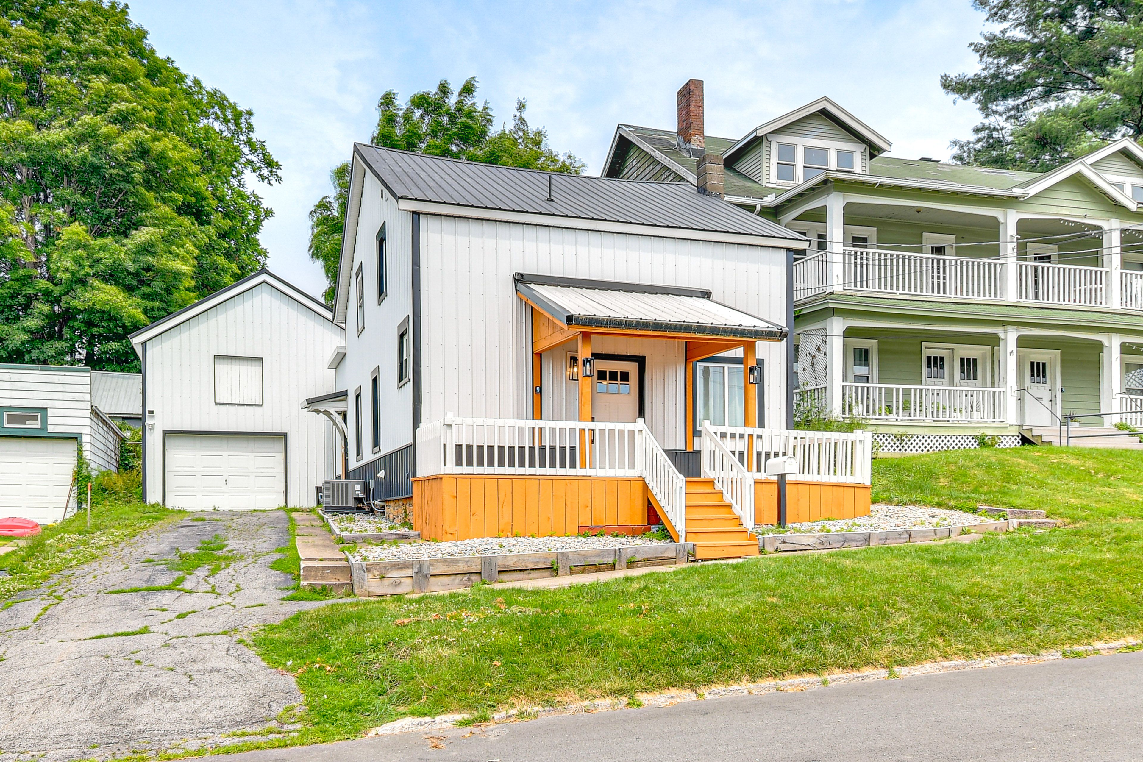 Exterior | 2-Story Home