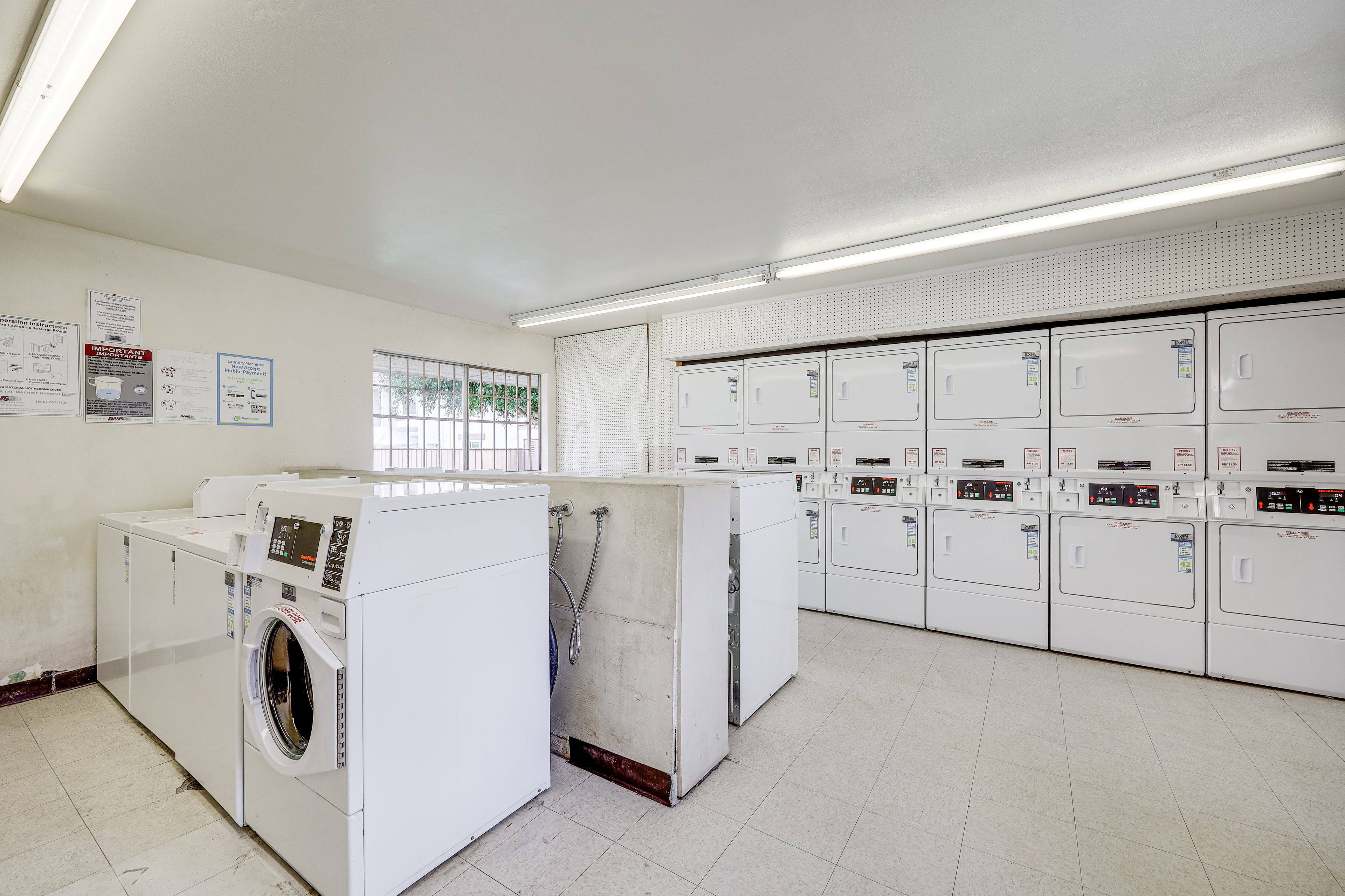 Community Coin Laundry Room