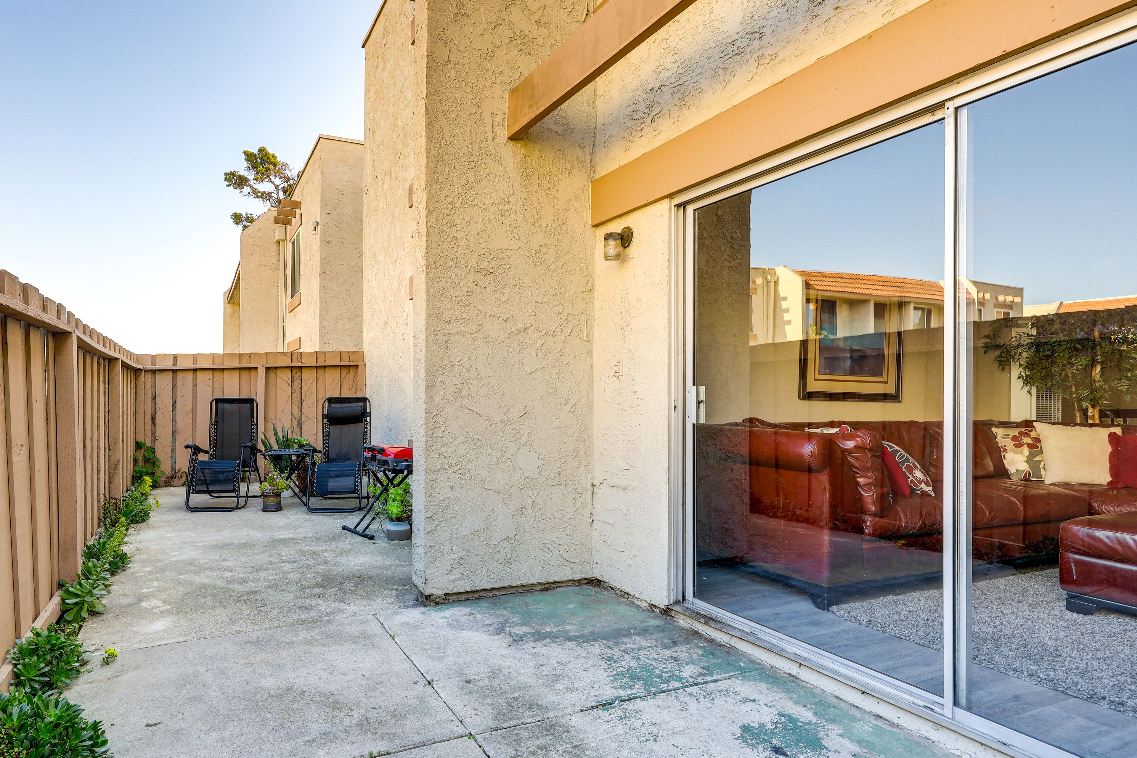 Private Patio | Gas Grill | Lounge Seating