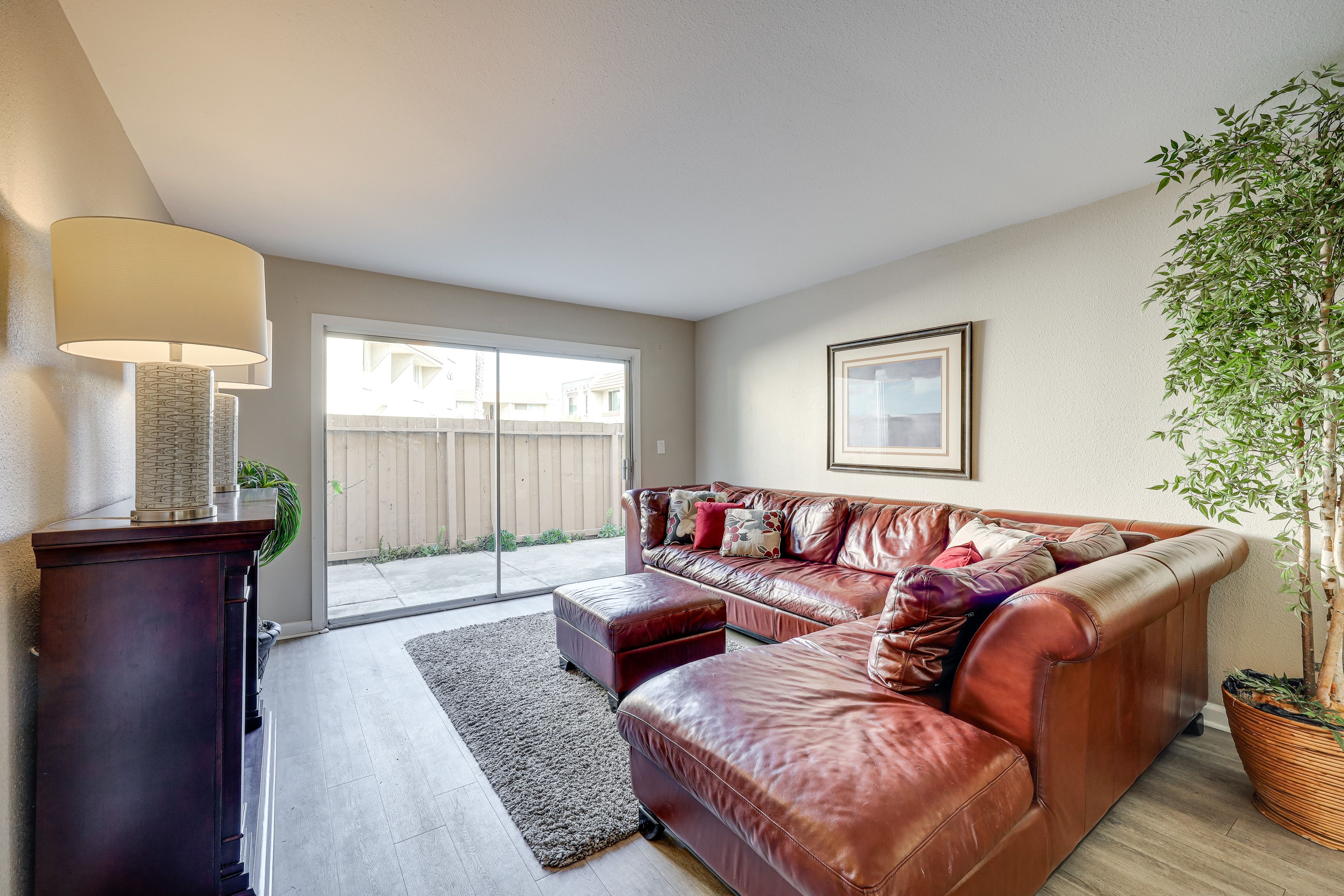 Port Hueneme Vacation Rental | 2BR | 2BA | 892 Sq Ft | 2 Steps Required
