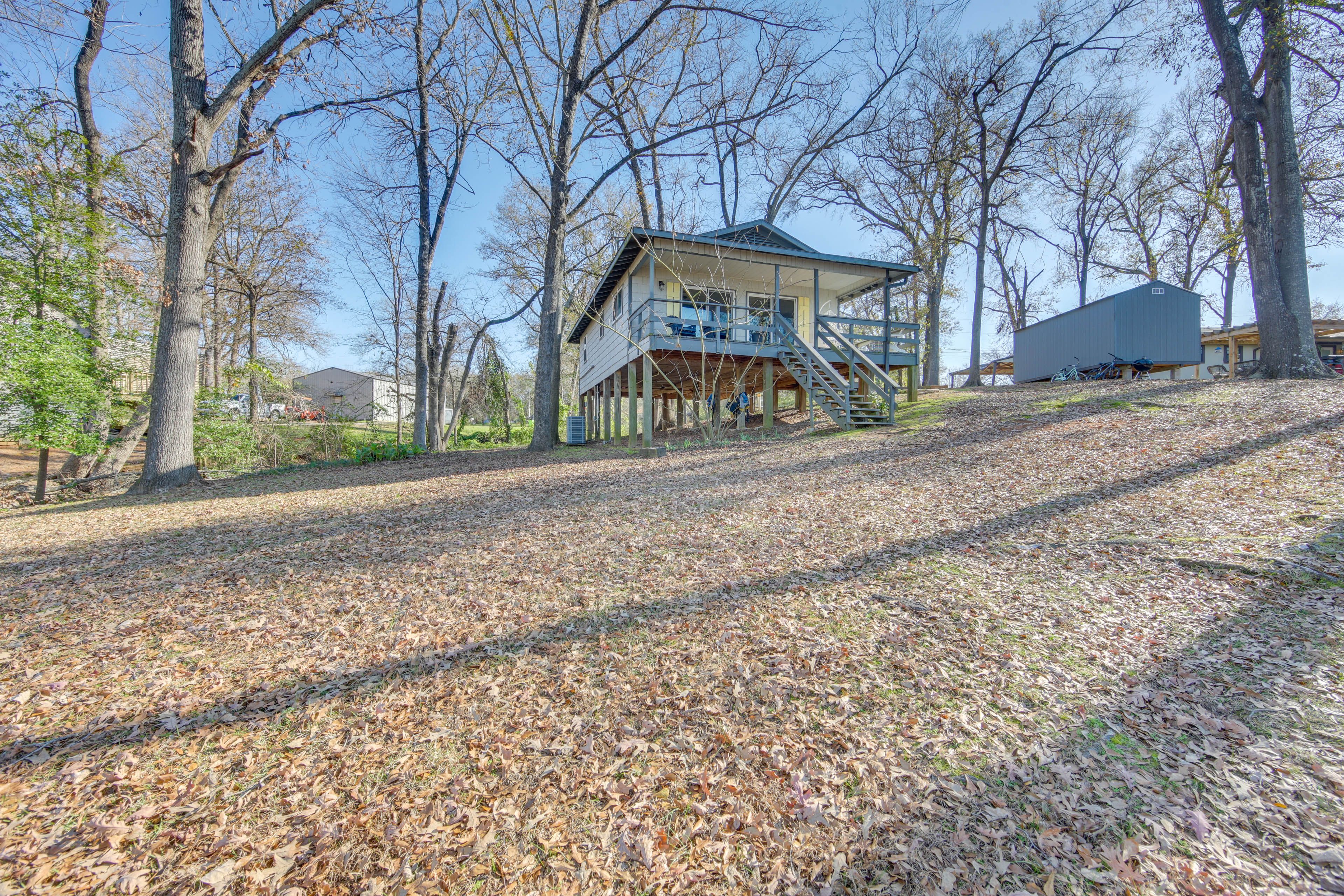 Home Exterior | Backyard
