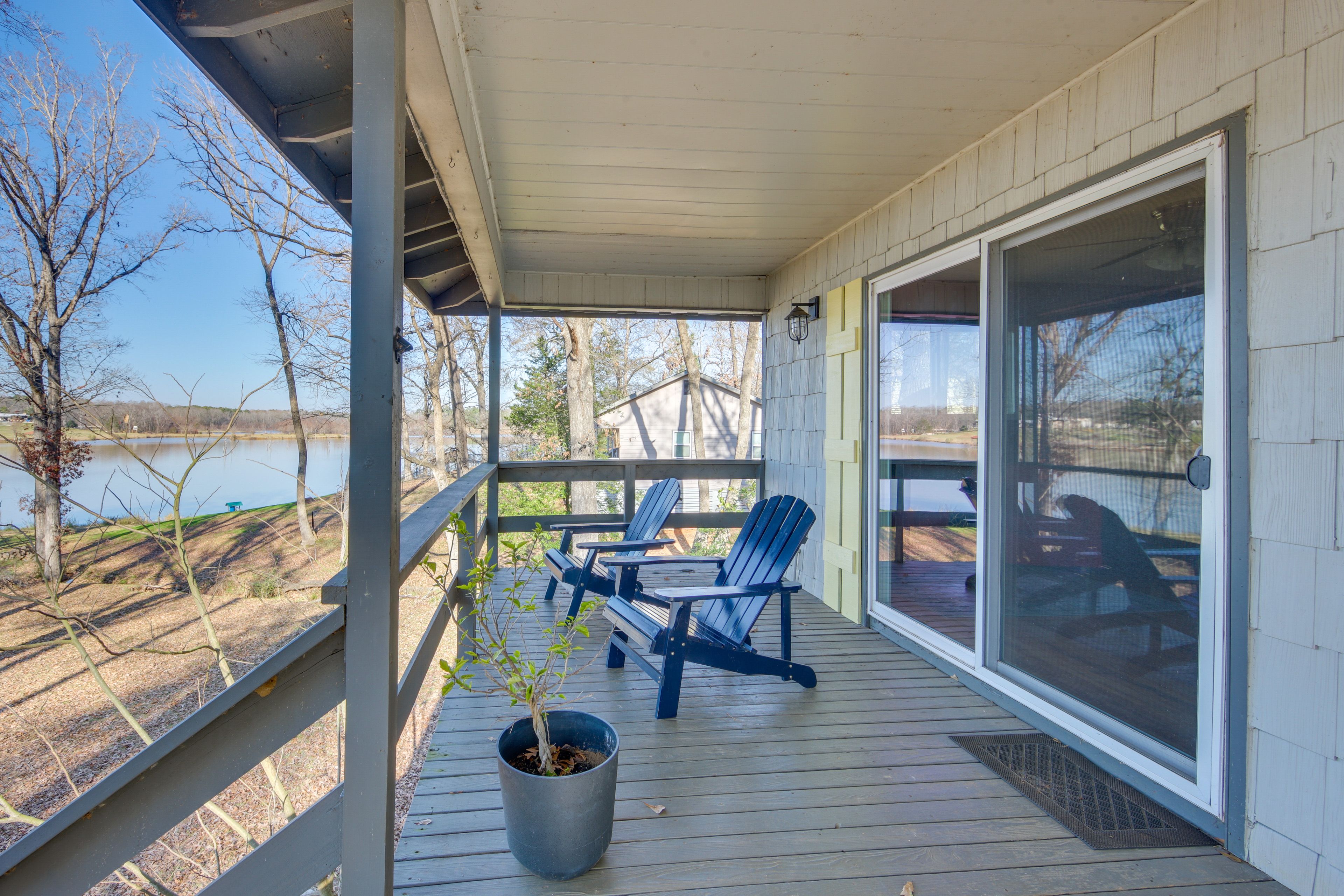 Private Deck