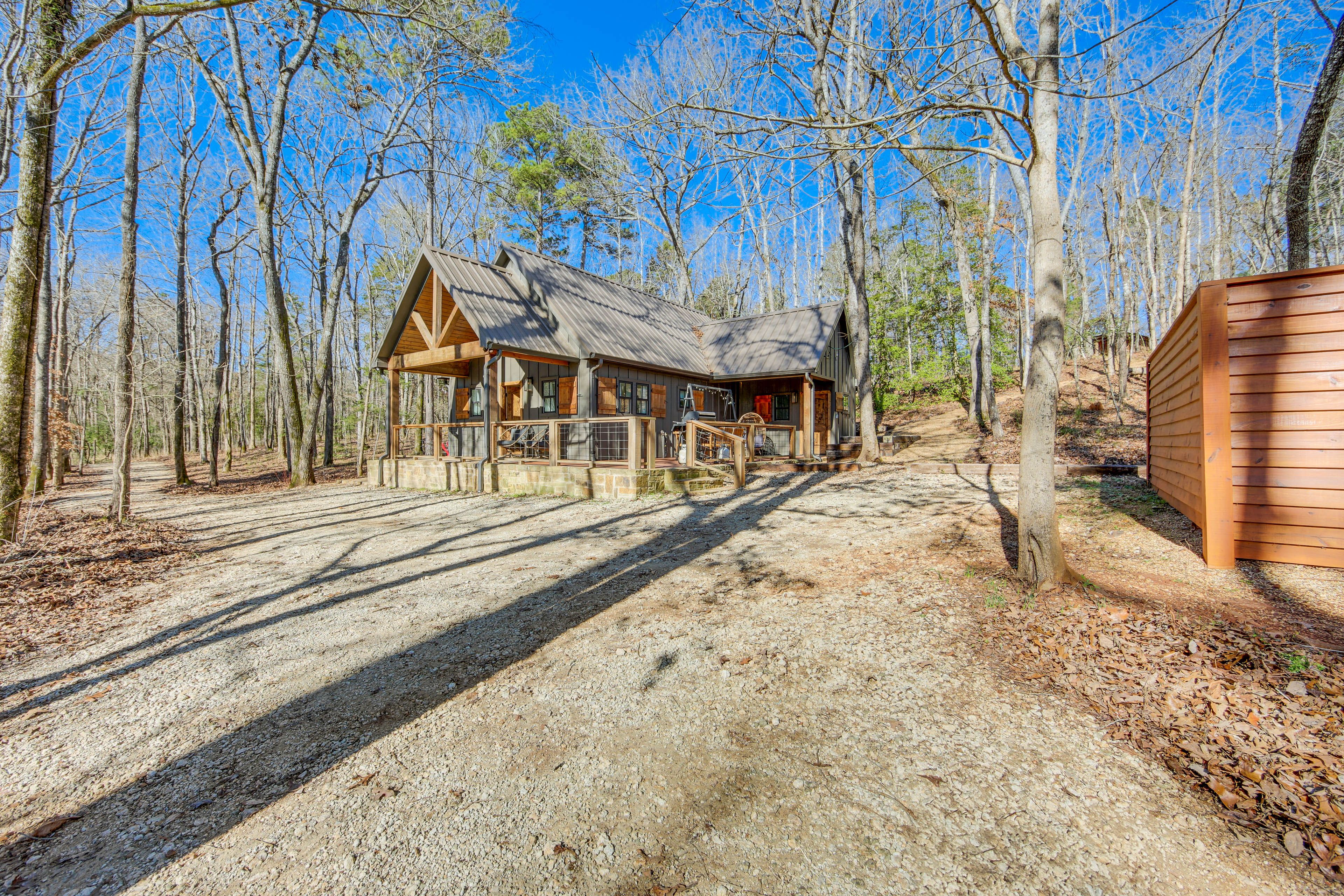 Cabin Exterior | Driveway (4 Vehicles)