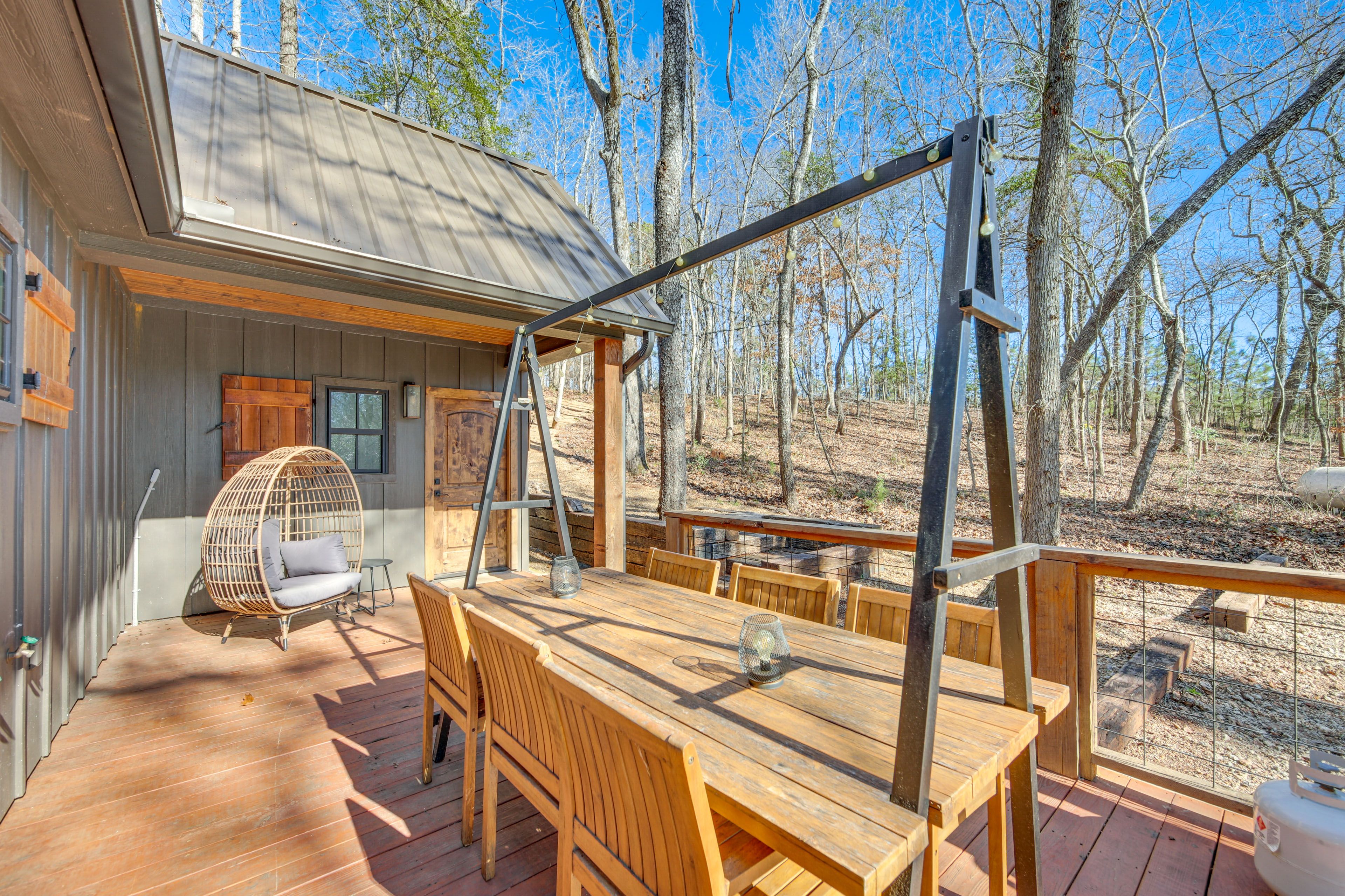 Wraparound Deck | Outdoor Dining Area | Electric Grill