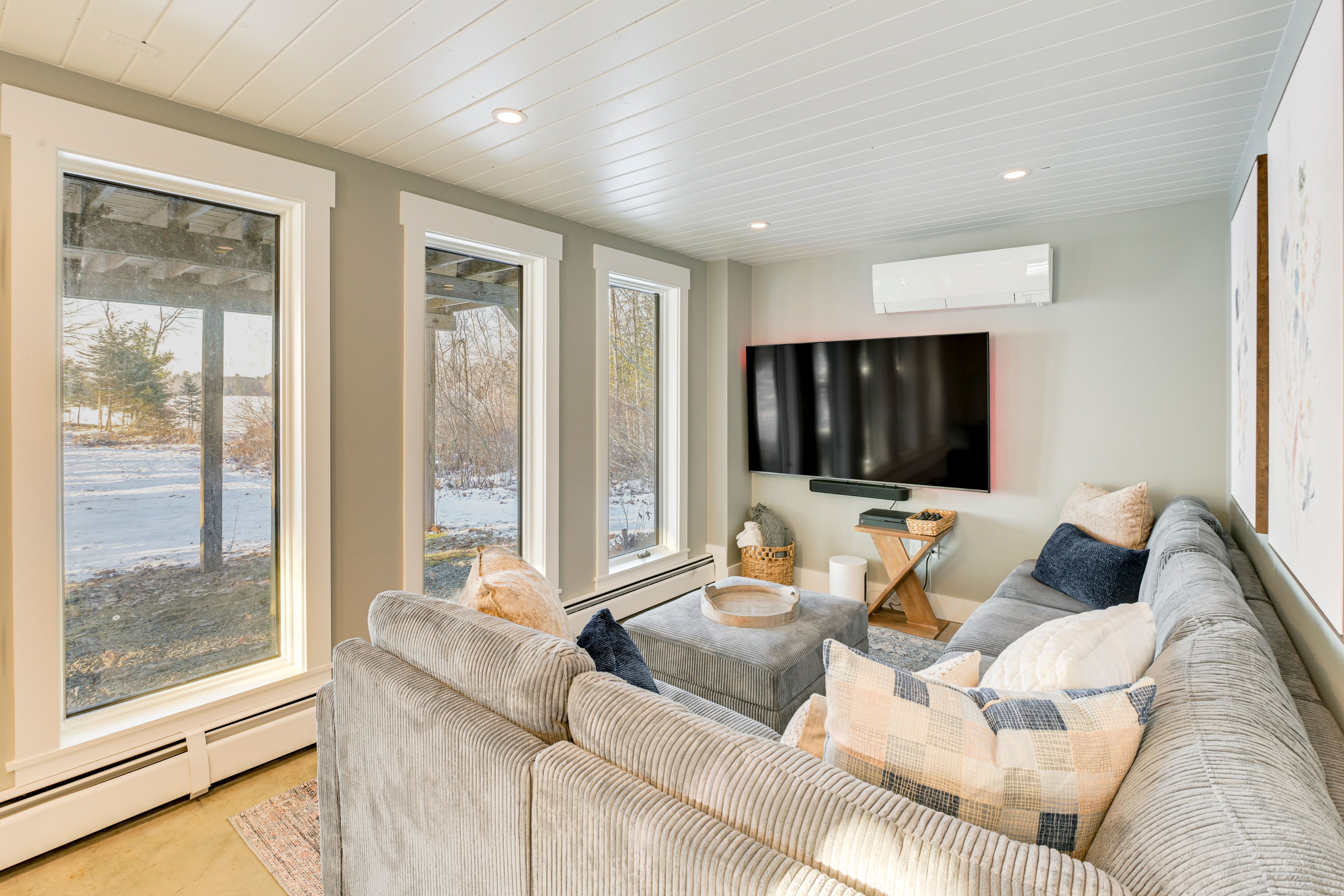Den | Smart TV | Free WiFi | 3-Story Home | Basement Level