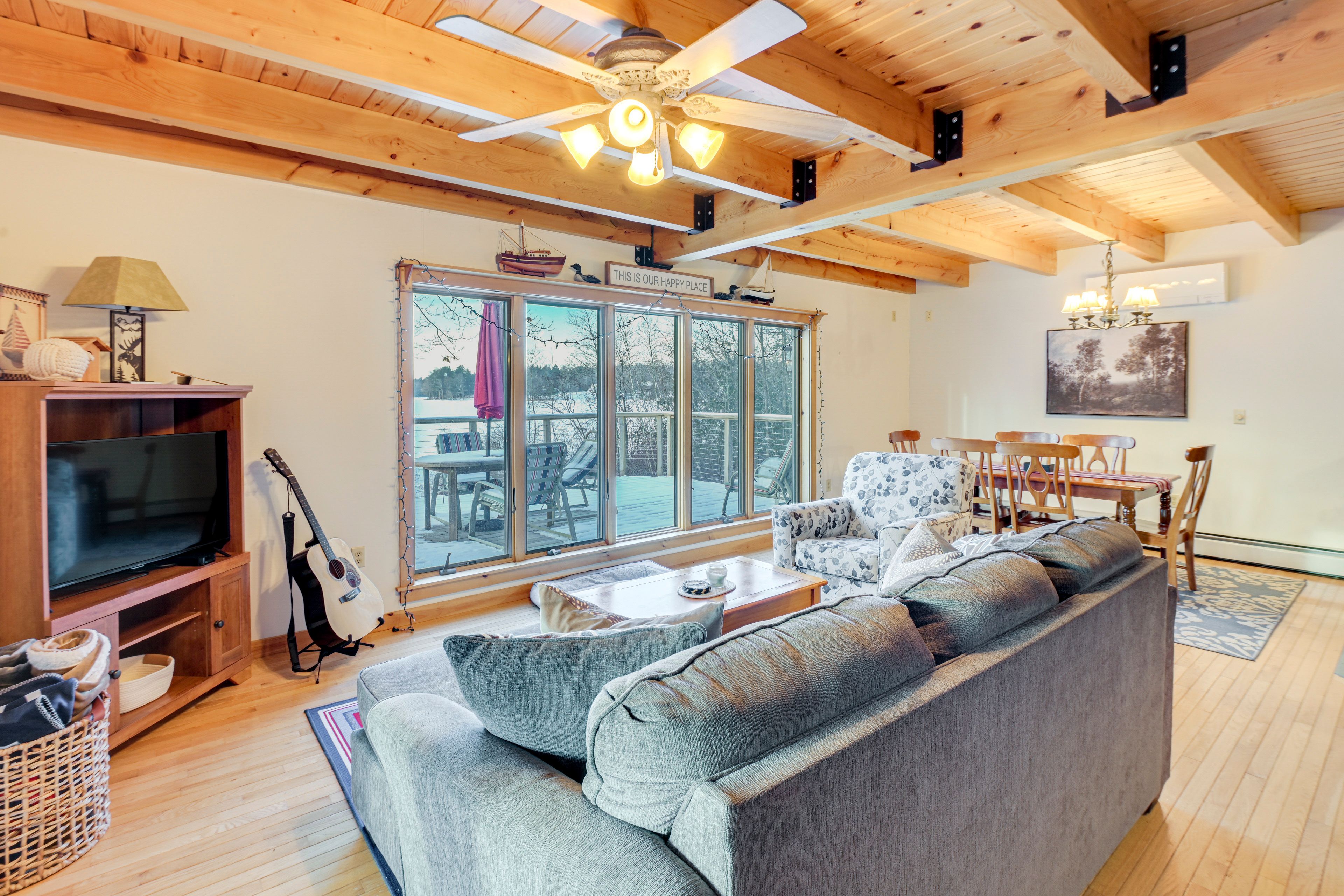 Saint Albans Vacation Rental | 4BR | 2.5BA | 2,200 Sq Ft | Stairs Required