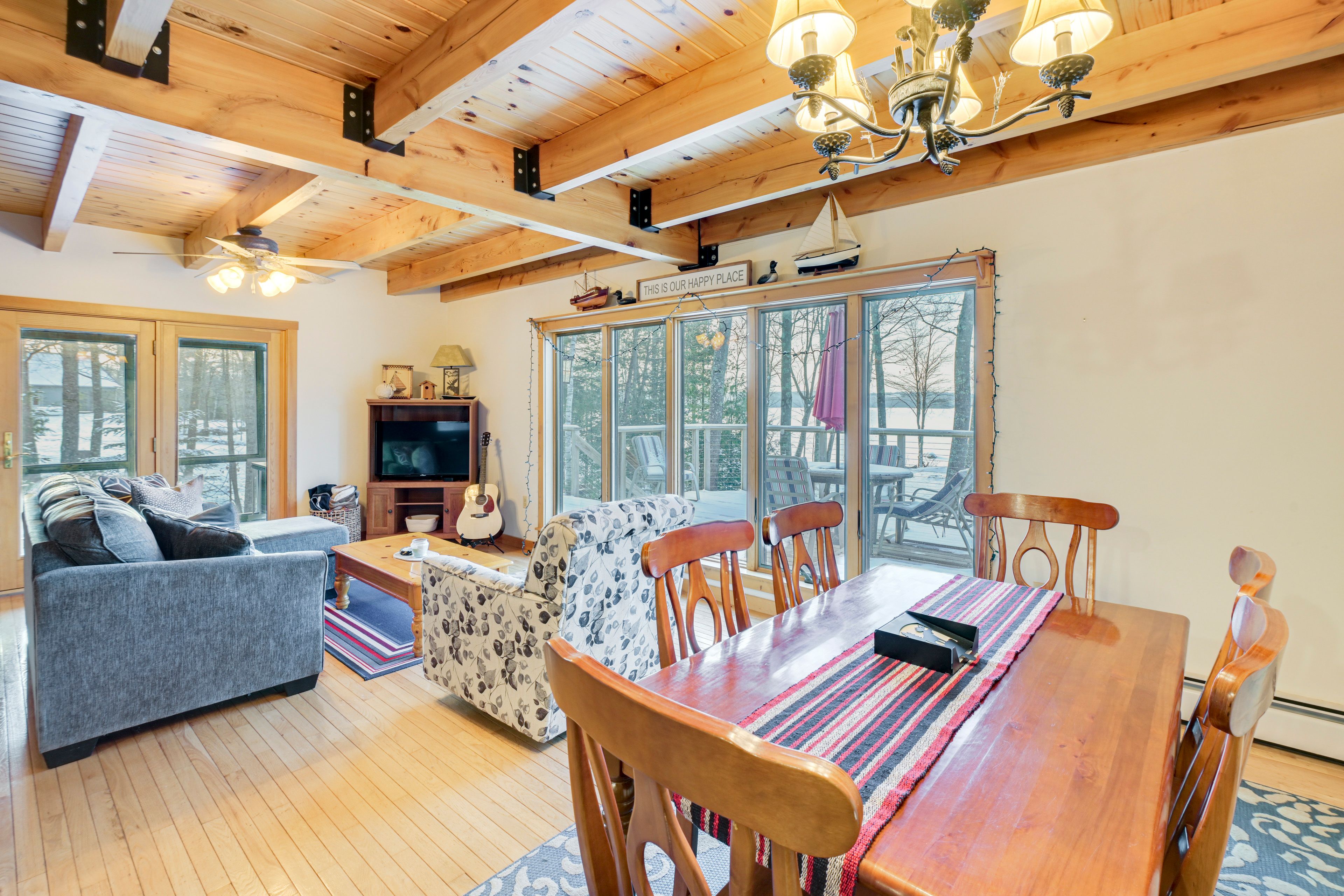 Dining Area | Dishware & Flatware Provided | Central A/C & Heat | 1st Floor