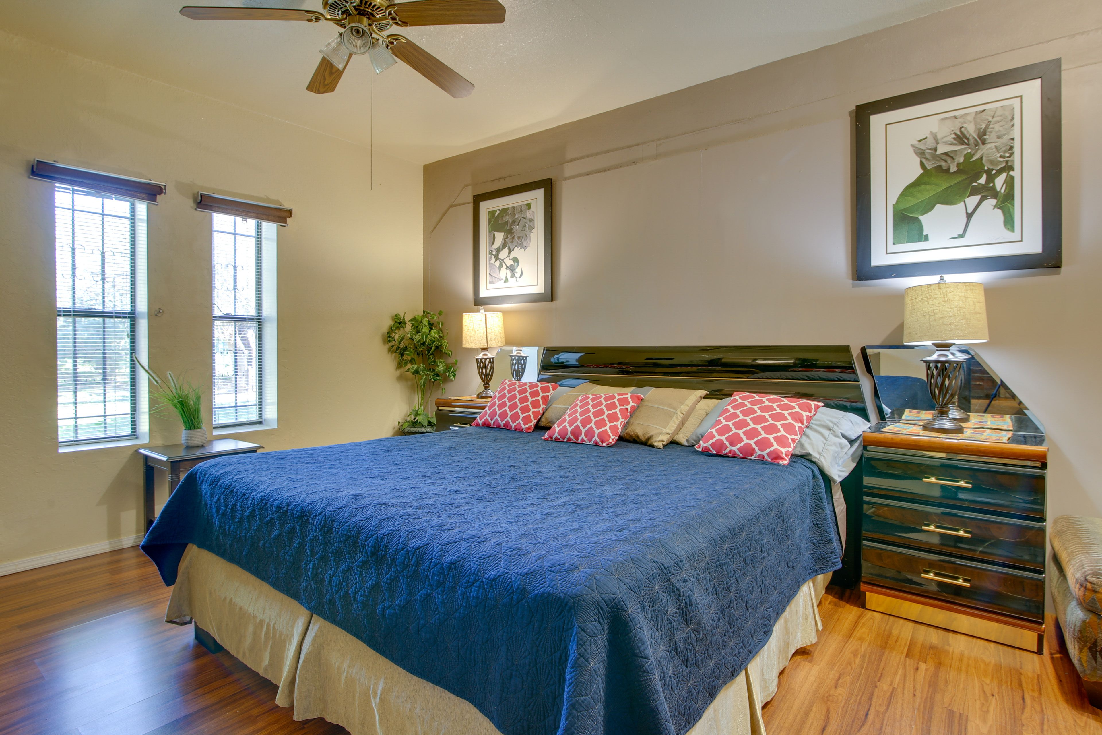 Bedroom 1 | King Bed | Linens Provided
