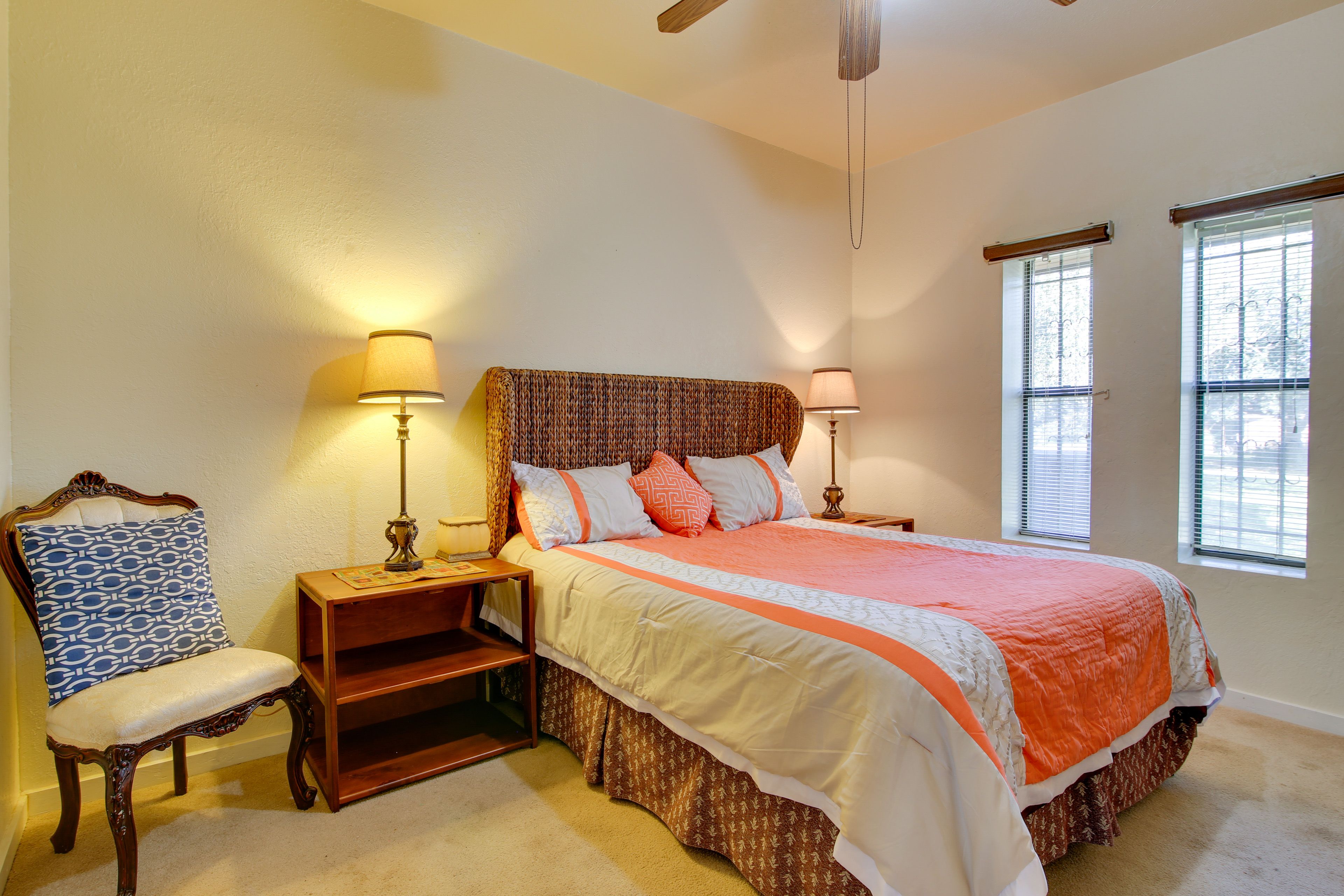 Bedroom 2 | Queen Bed