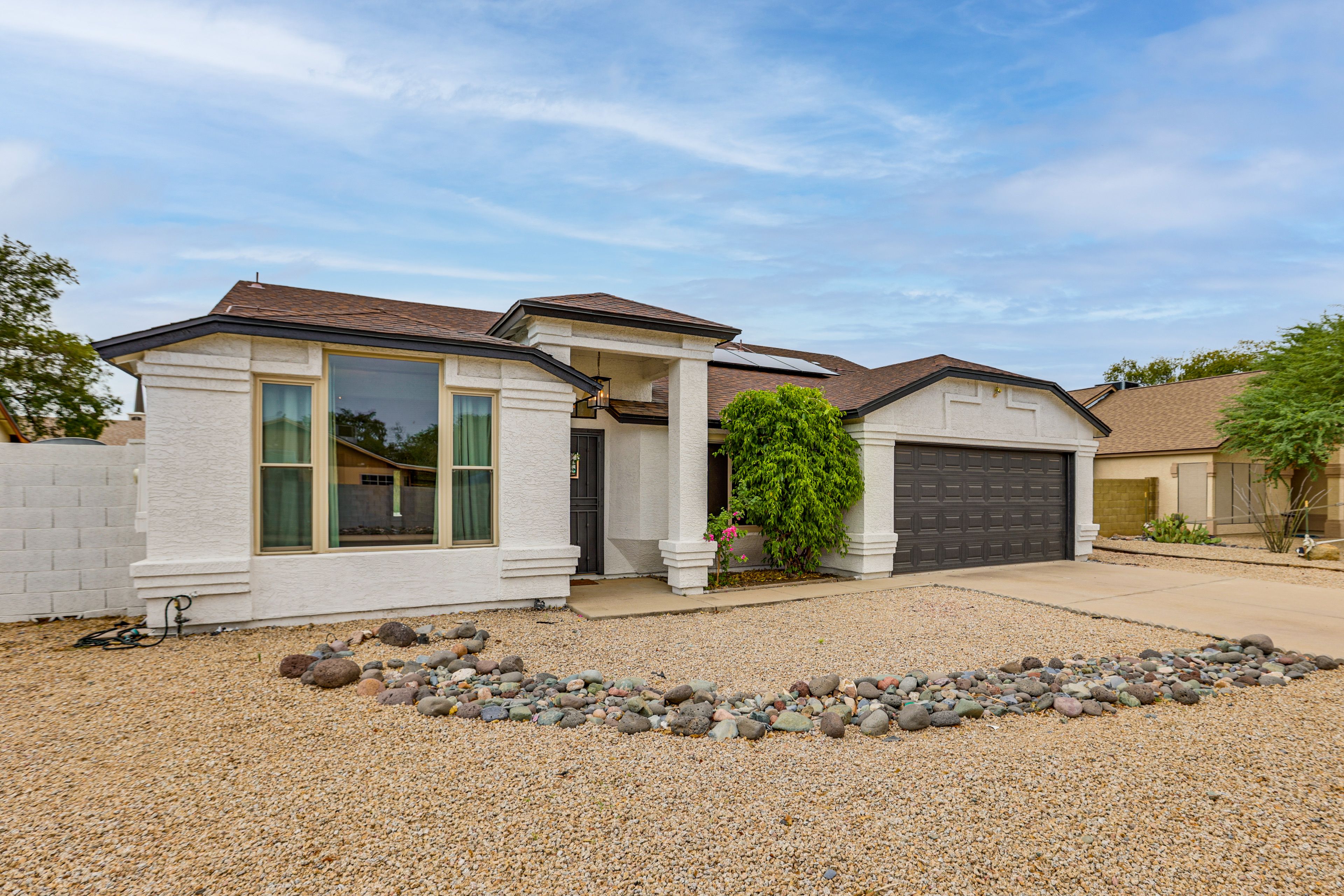 Parking | Driveway (2 Vehicles) | RV/Trailer Parking Allowed | Free Street