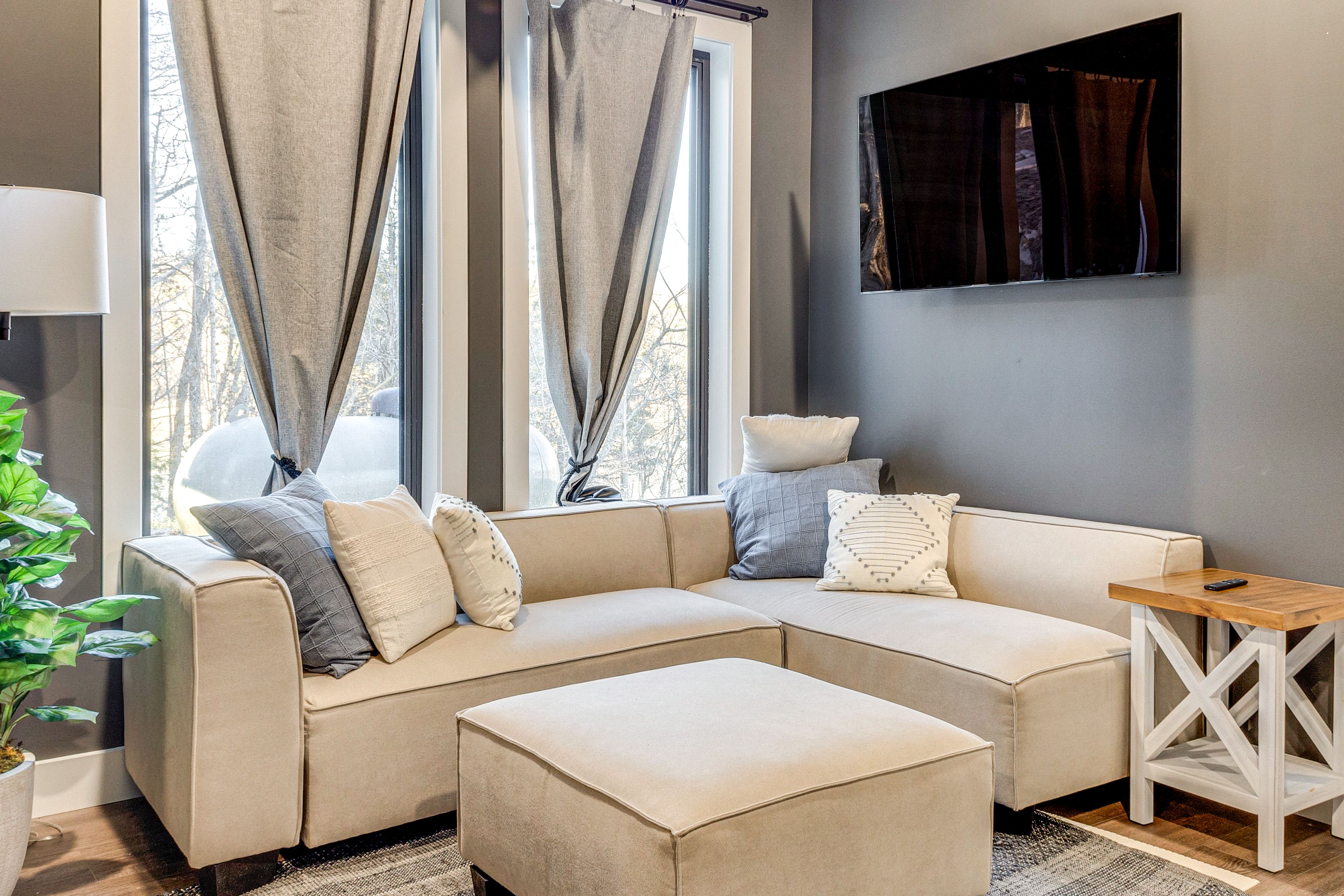 Den | Basement | Queen Sleeper Sofa | Smart TV