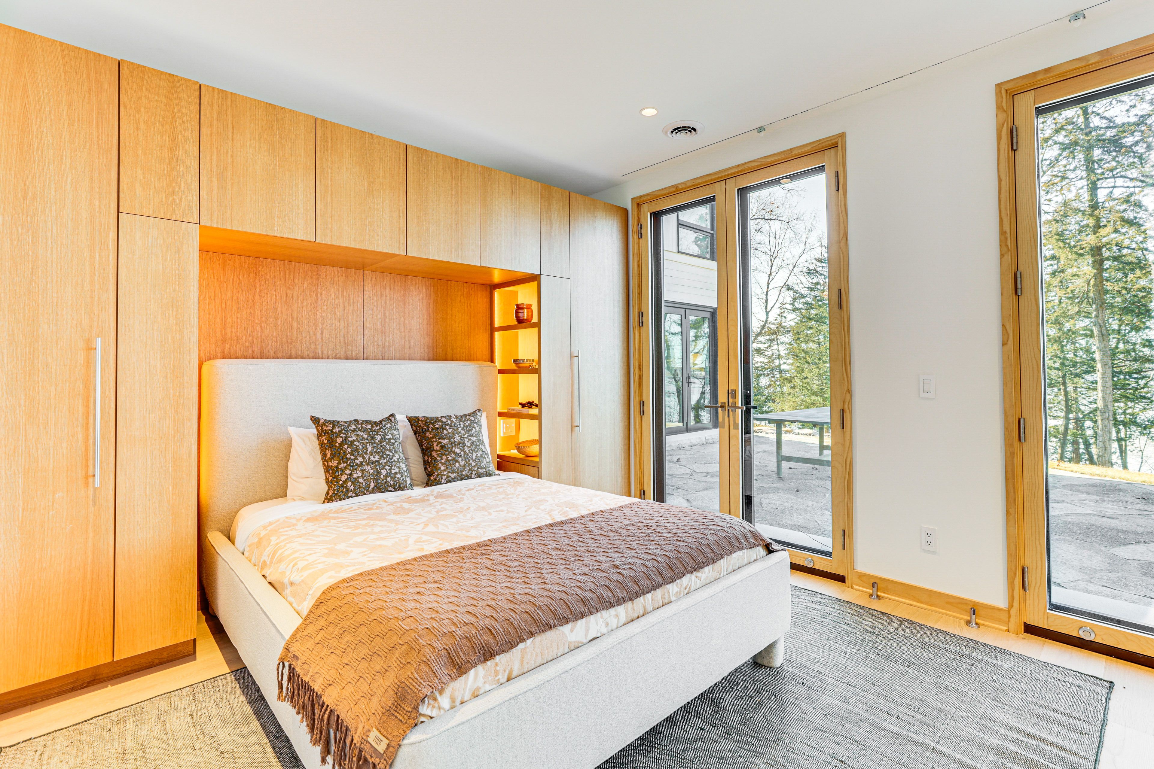 Bedroom 3 | Queen Bed | 1st Floor