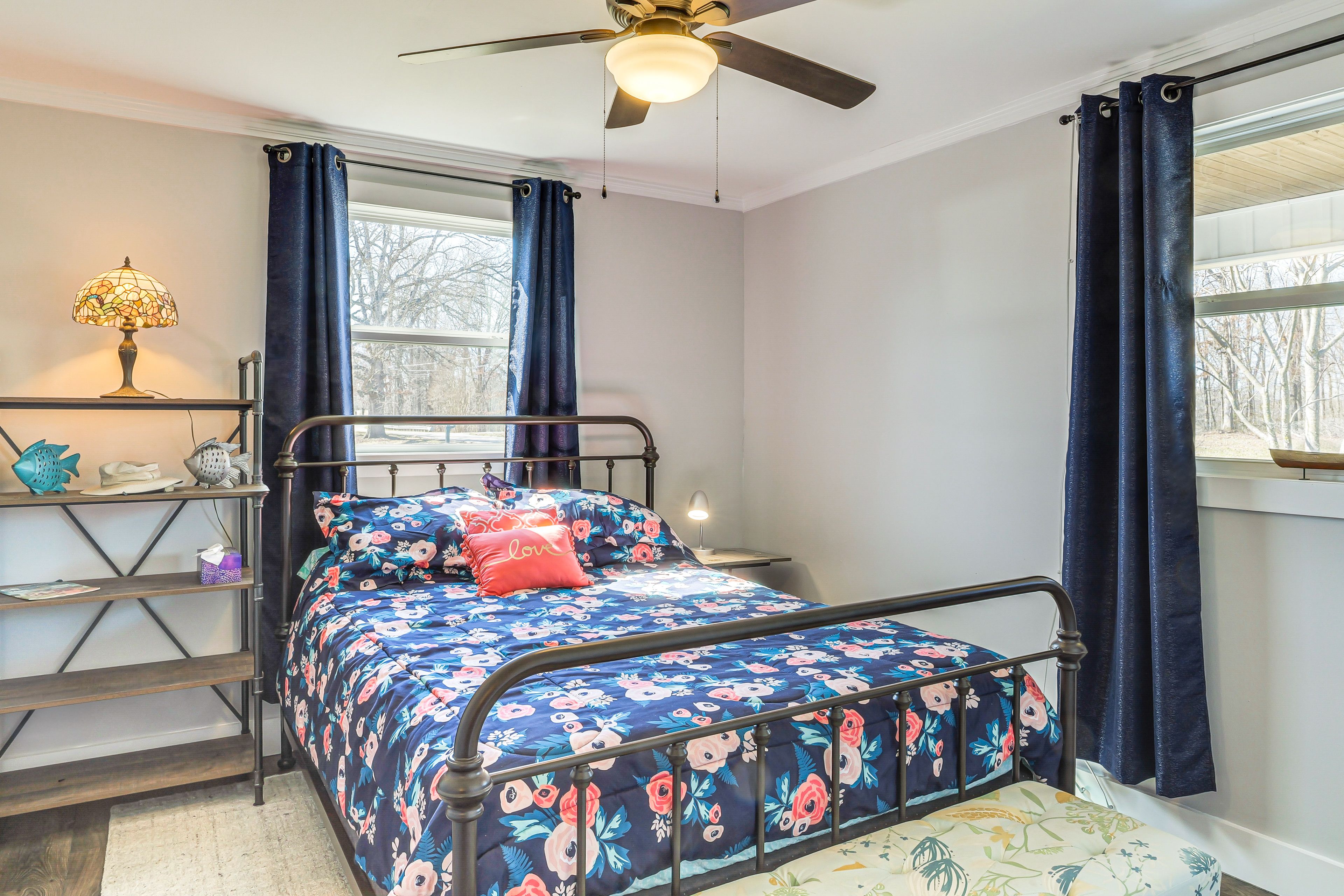 Bedroom 2 | 1st Floor | Queen Bed