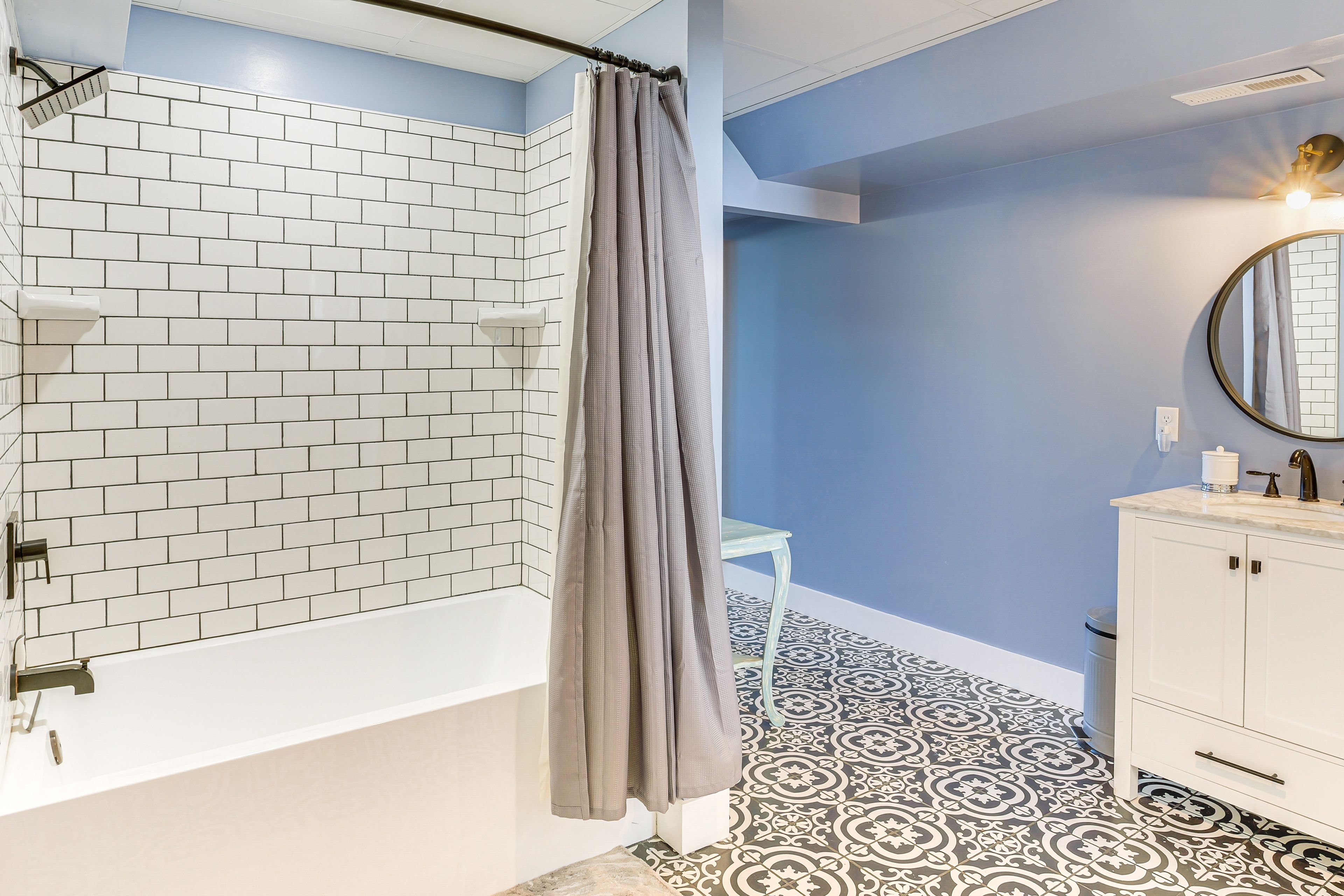 Full Bathroom | Basement