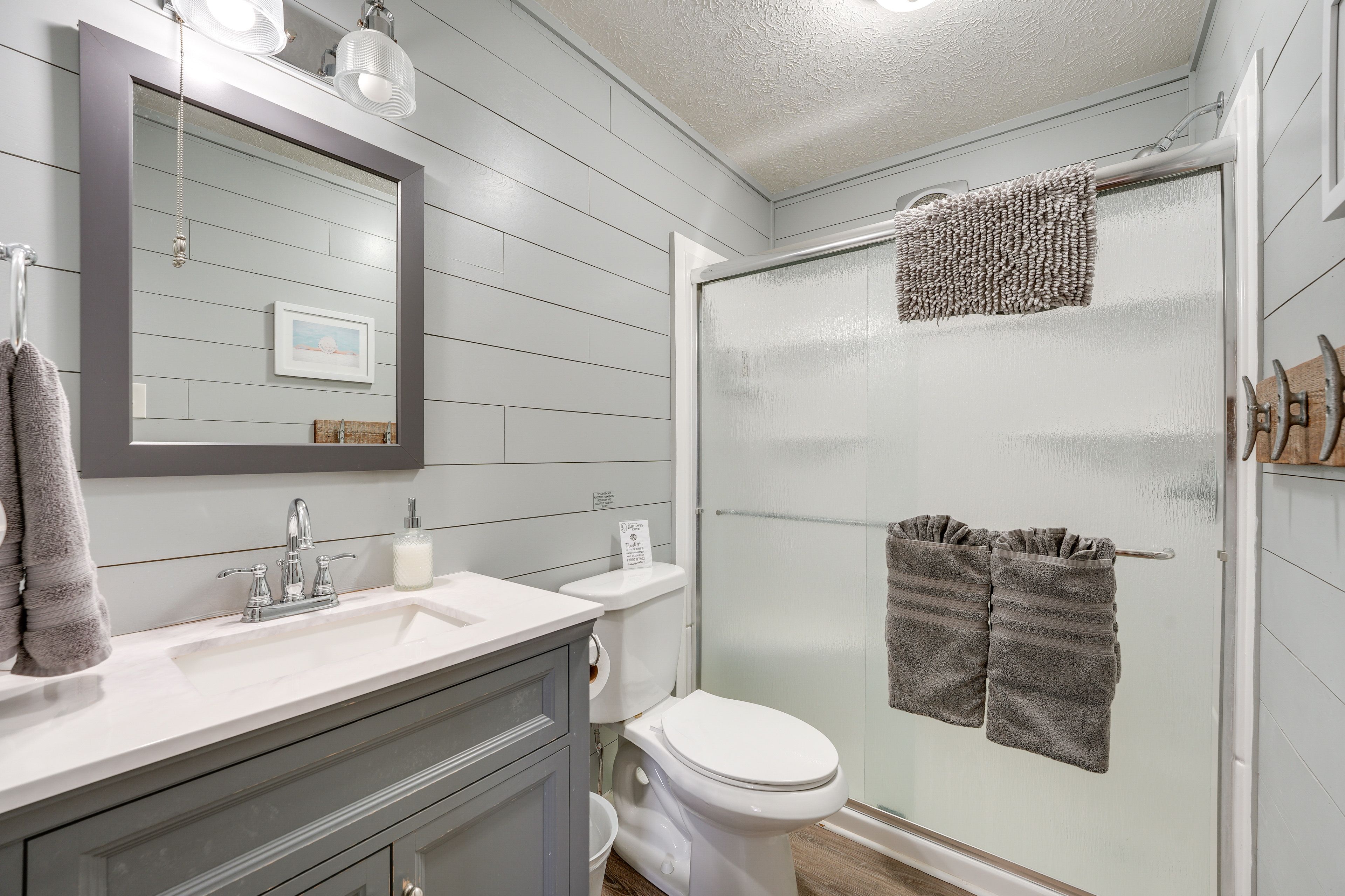 Bathroom | Towels Provided