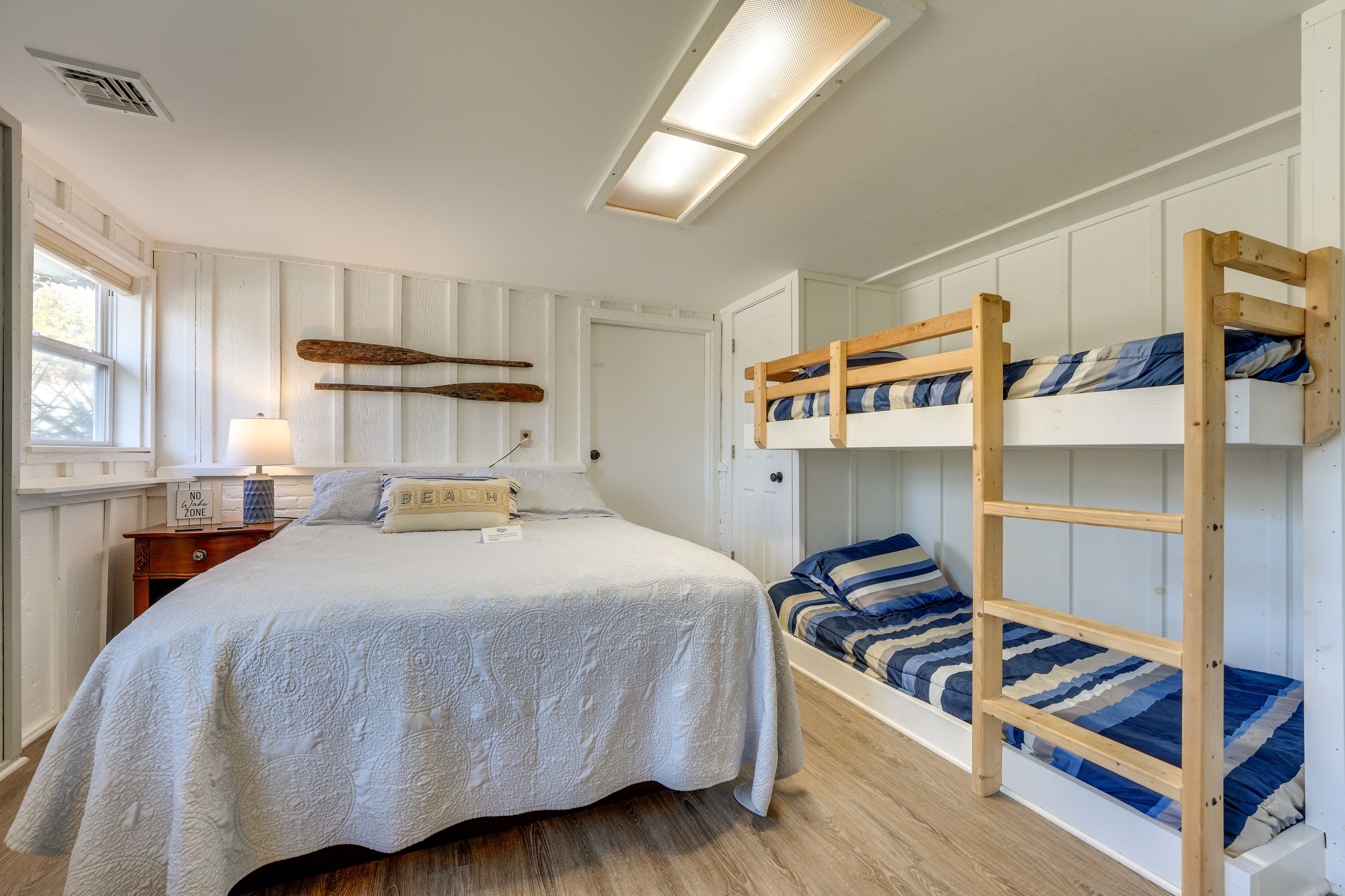 Bedroom 3 | Queen Bed | Twin Bunk Bed