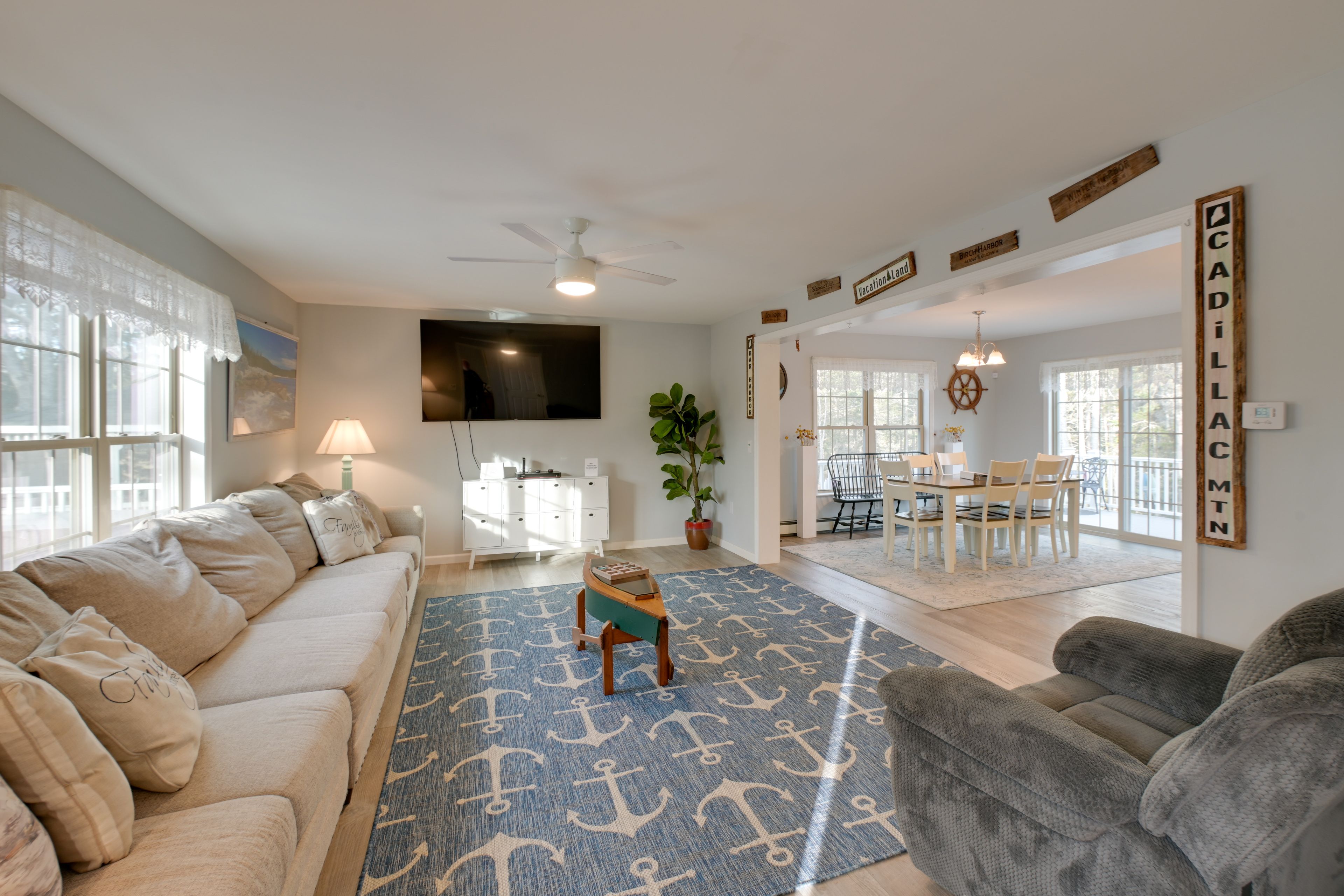 Living Room | Main Level | 2,600 Sq Ft | Free WiFi | Central Heat | Smart TVs
