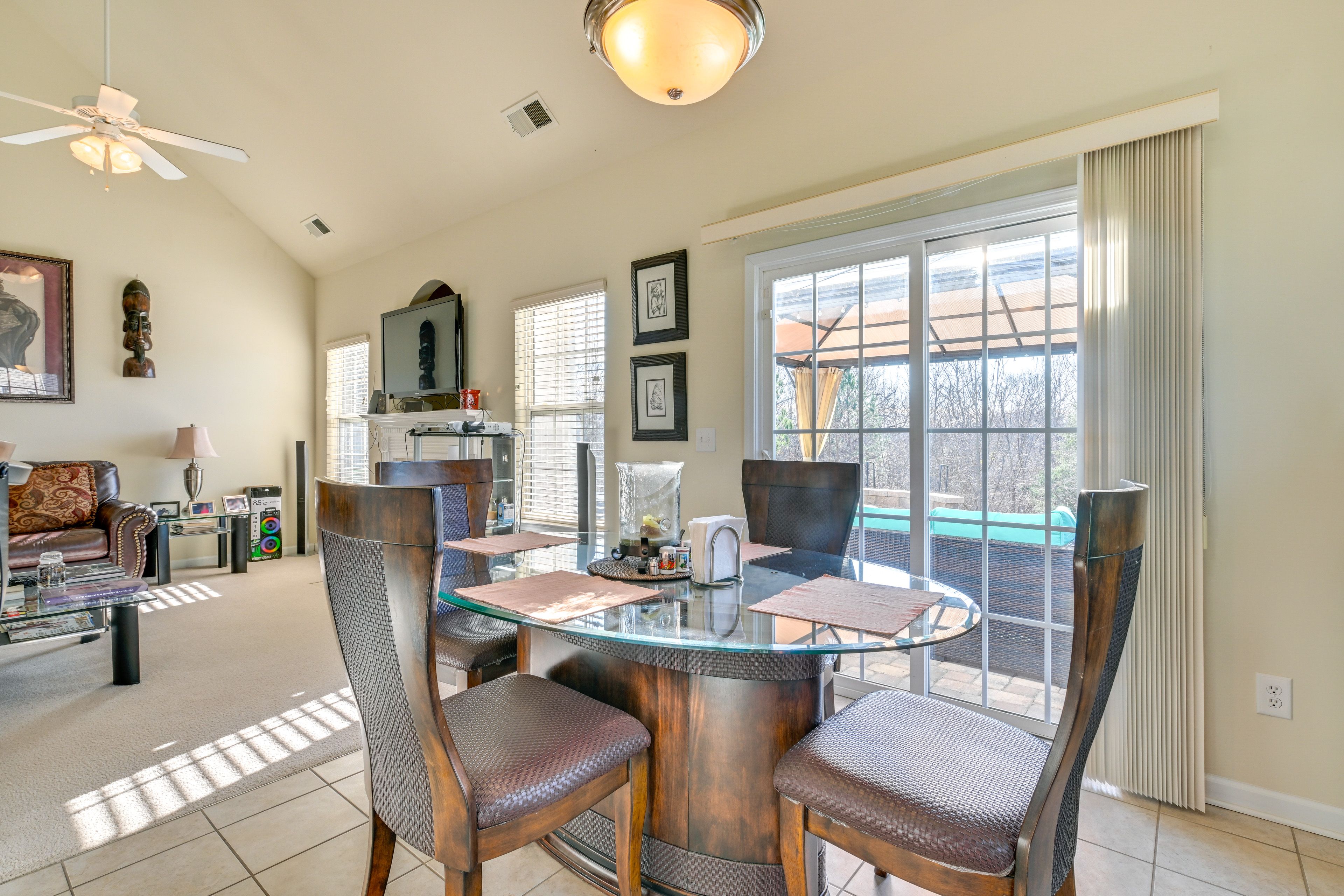 Dining Area | 1st Floor