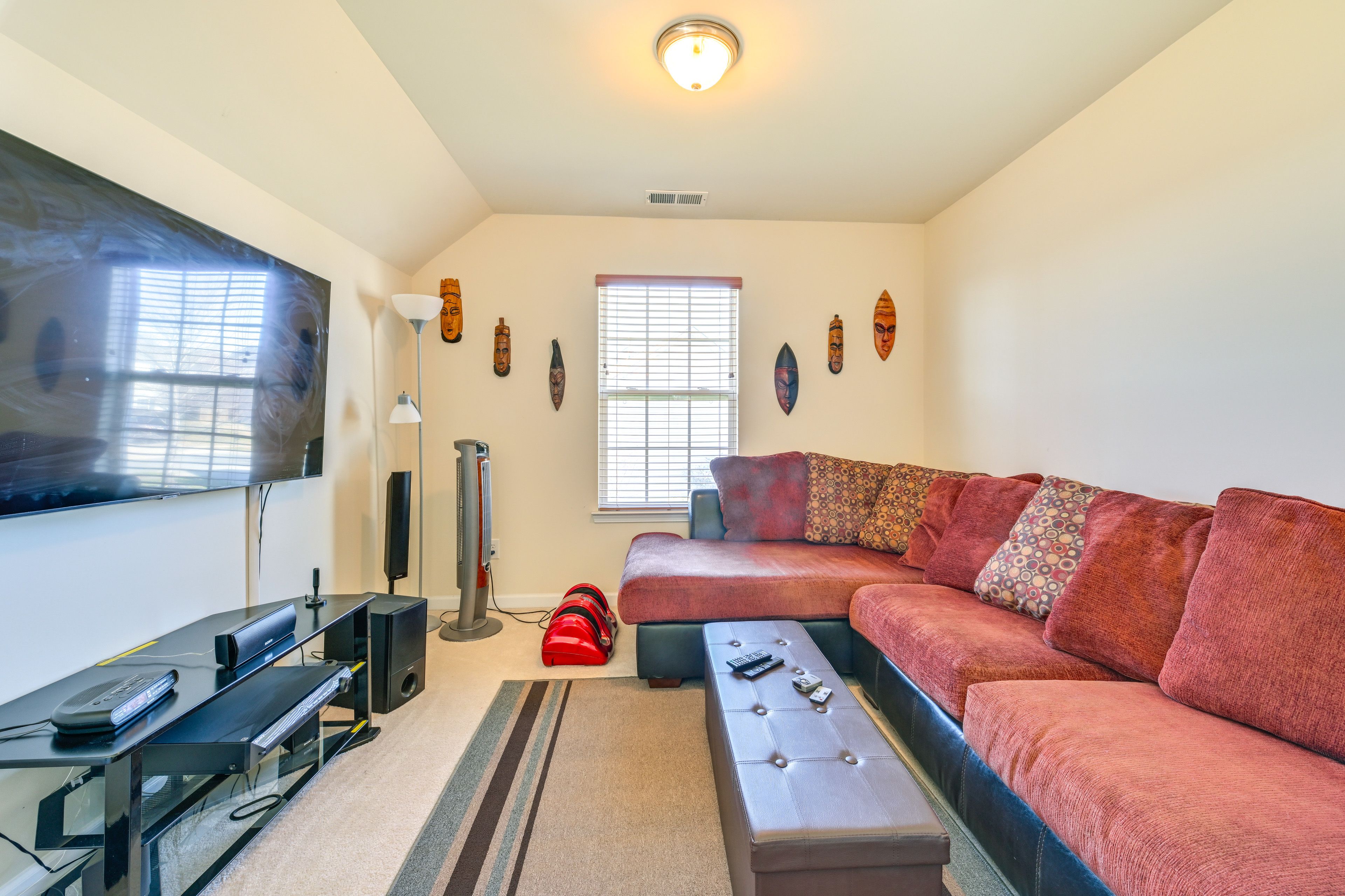 Loft | 2nd Floor | Smart TV w/ Cable