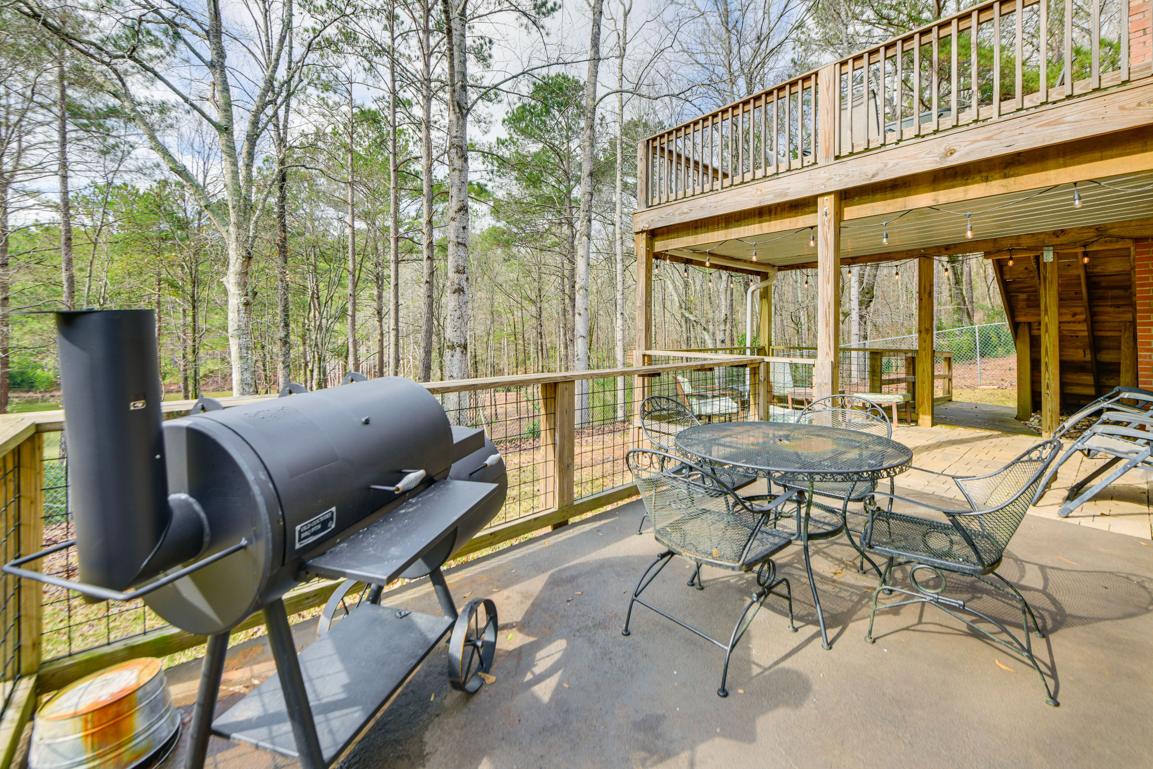 Patio | Commercial Charcoal Grill/Smoker | Yard Games