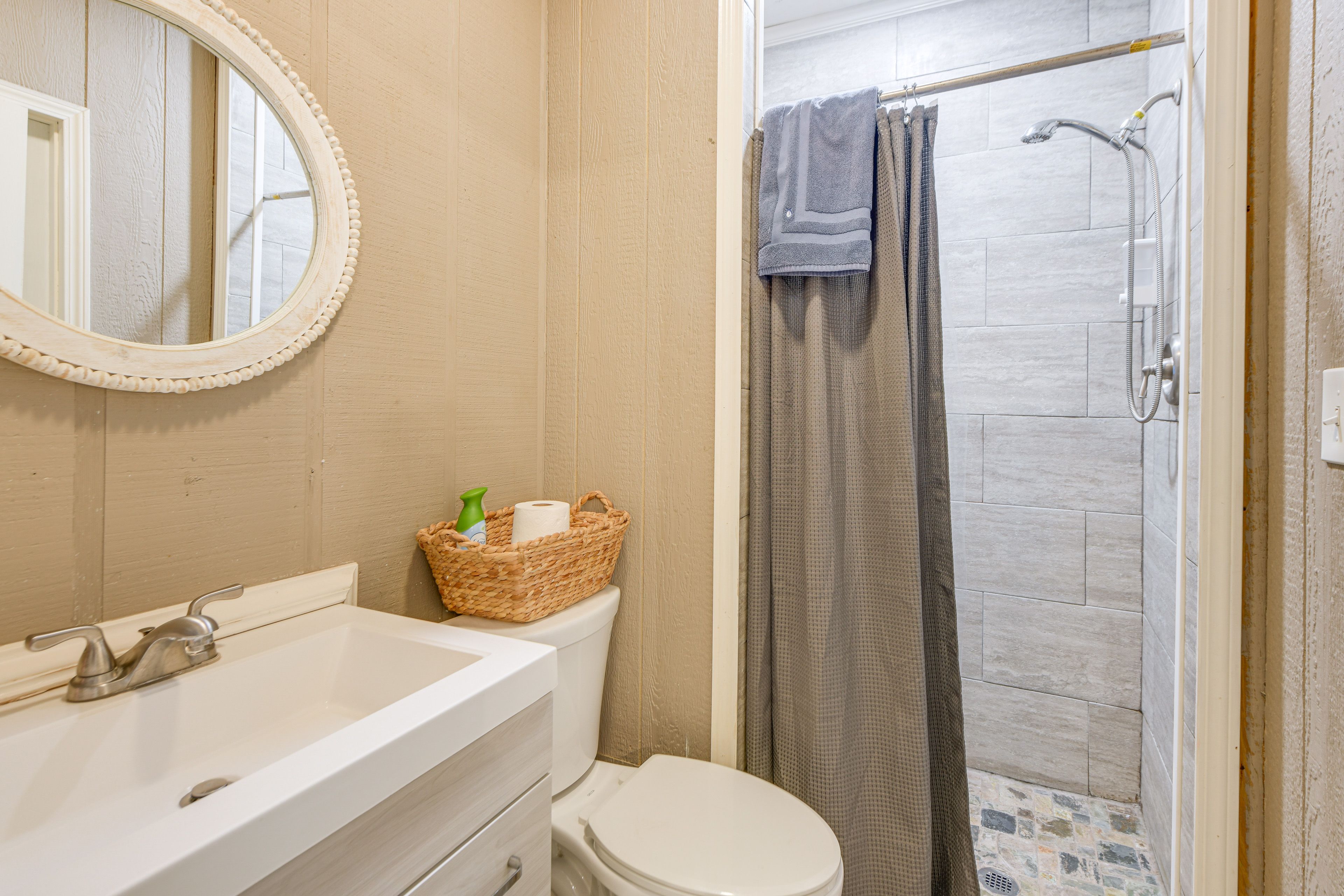En-Suite Bathroom