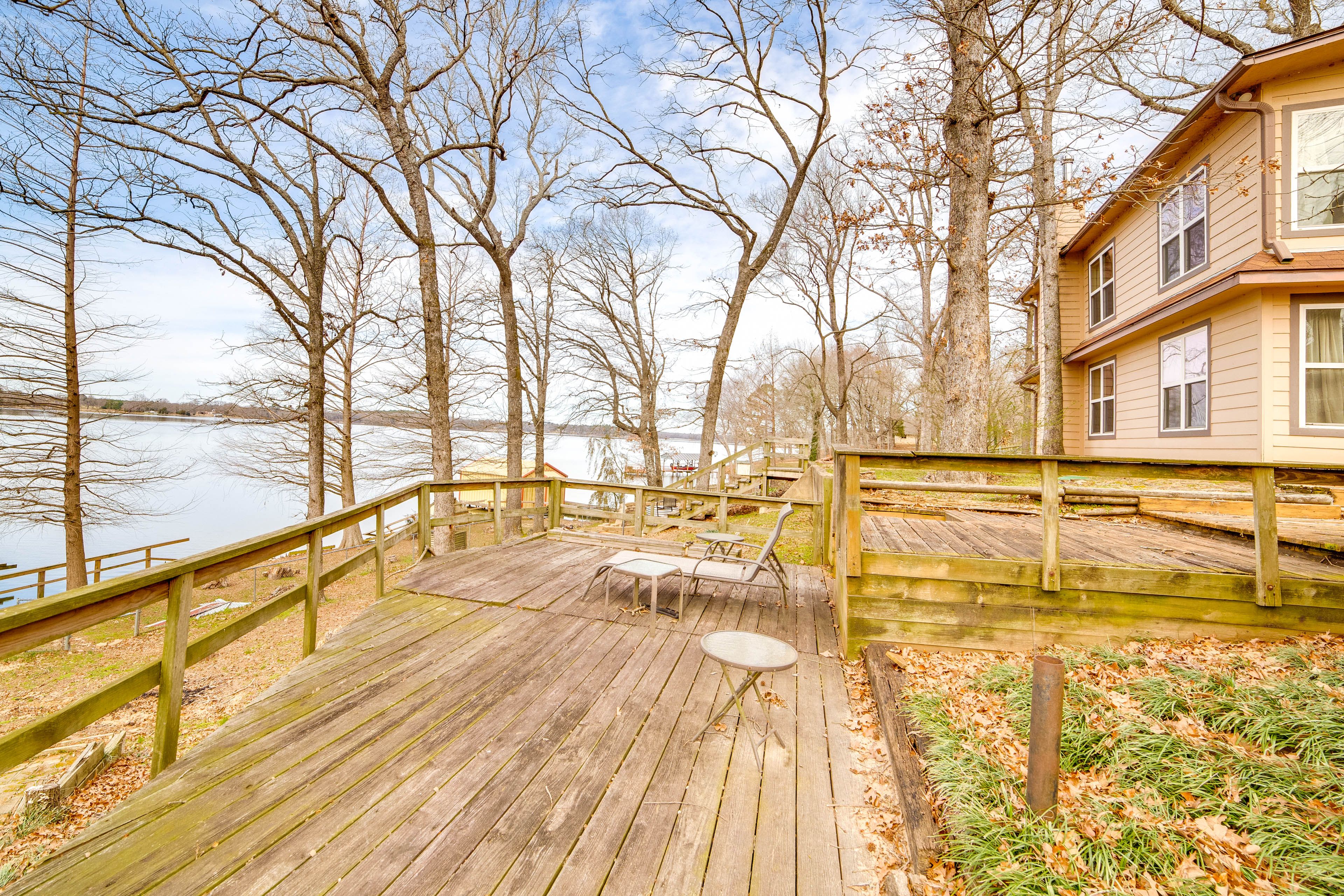 Deck | Lake Views