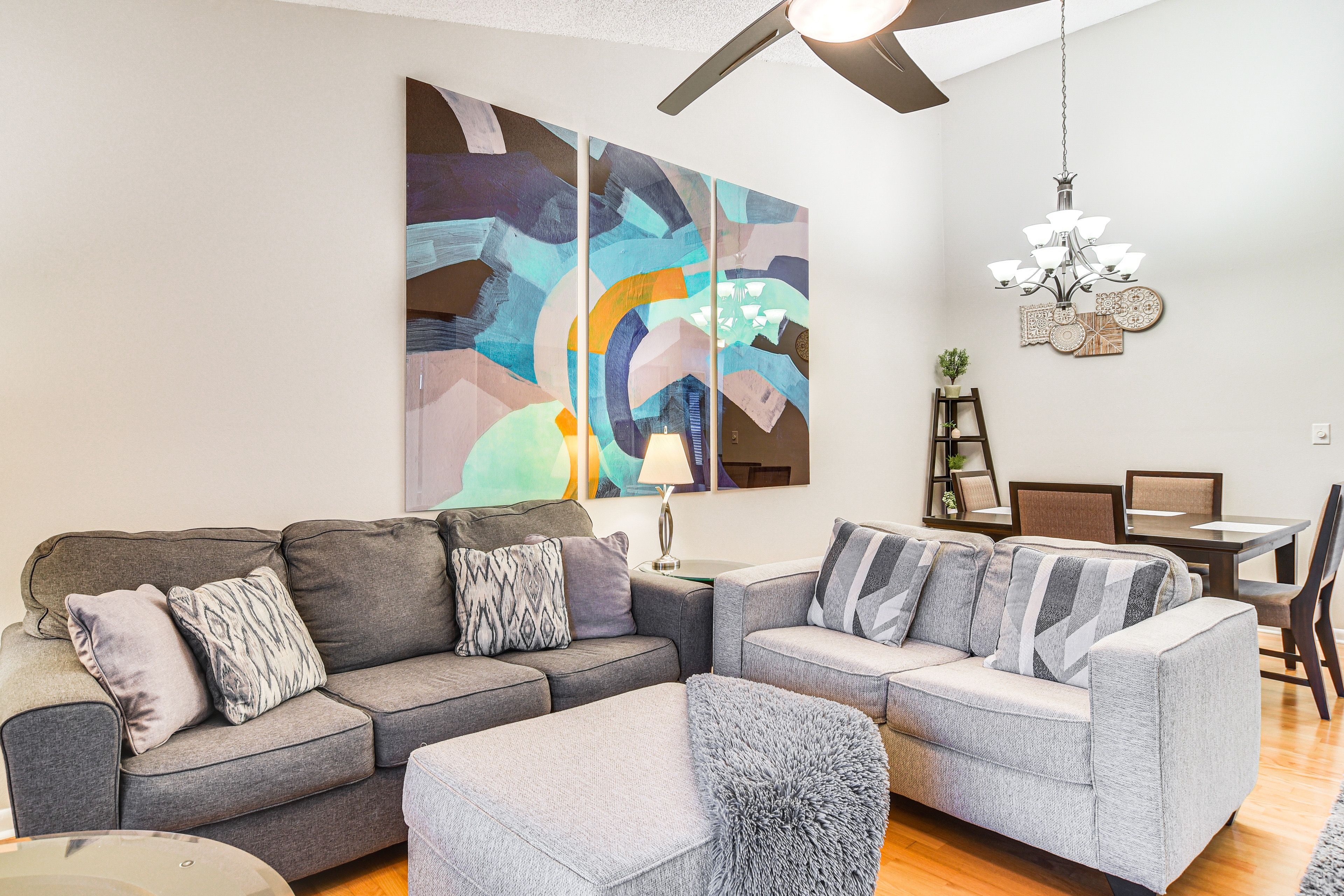 St. Petersburg Vacation Rental | 2BR | 2BA | 1,070 Sq Ft | Stairs to Enter