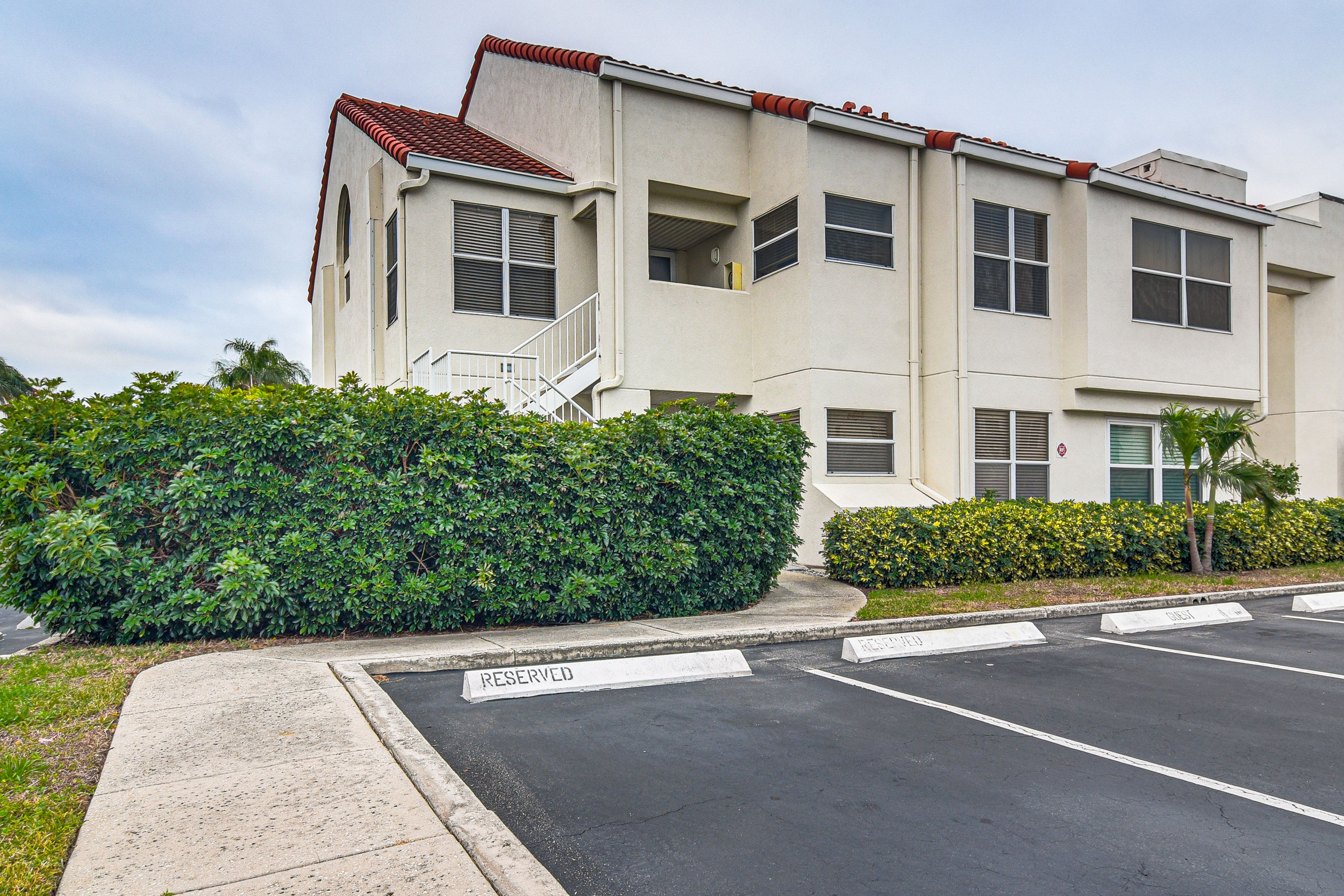 Parking | Assigned Parking Space (1 Vehicle) | Guest Parking Spaces