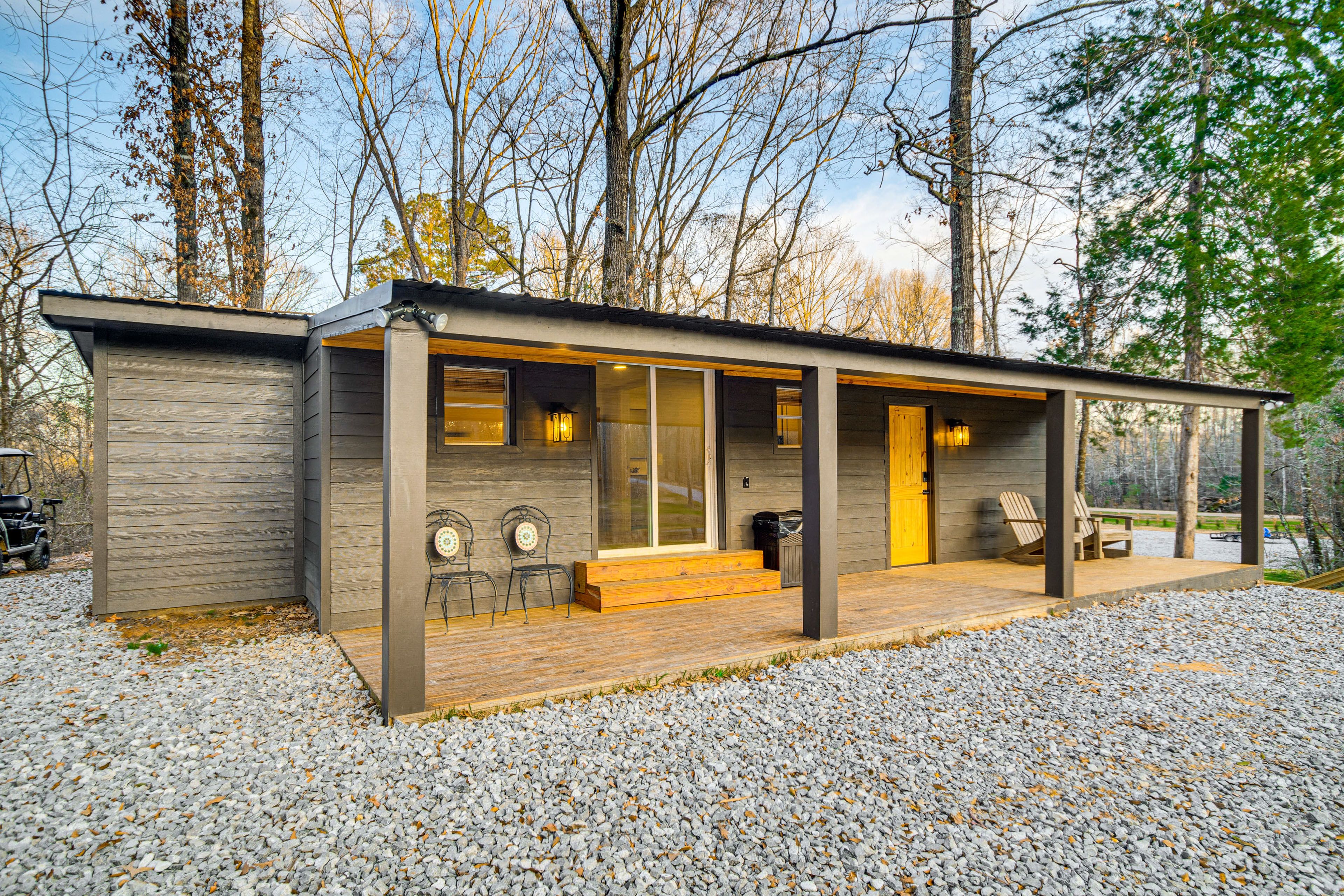 Main Cabin Exterior