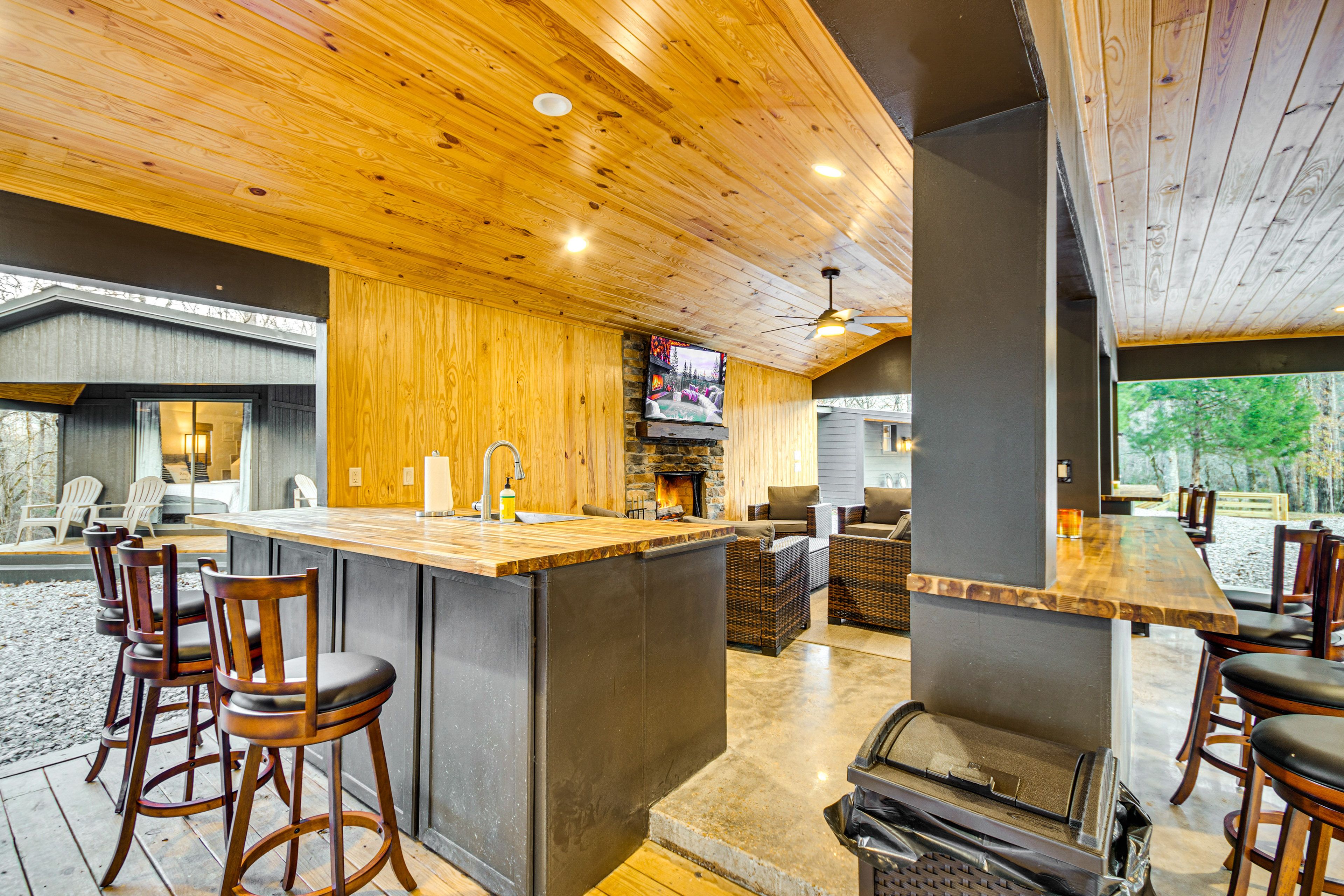 Wet Bar