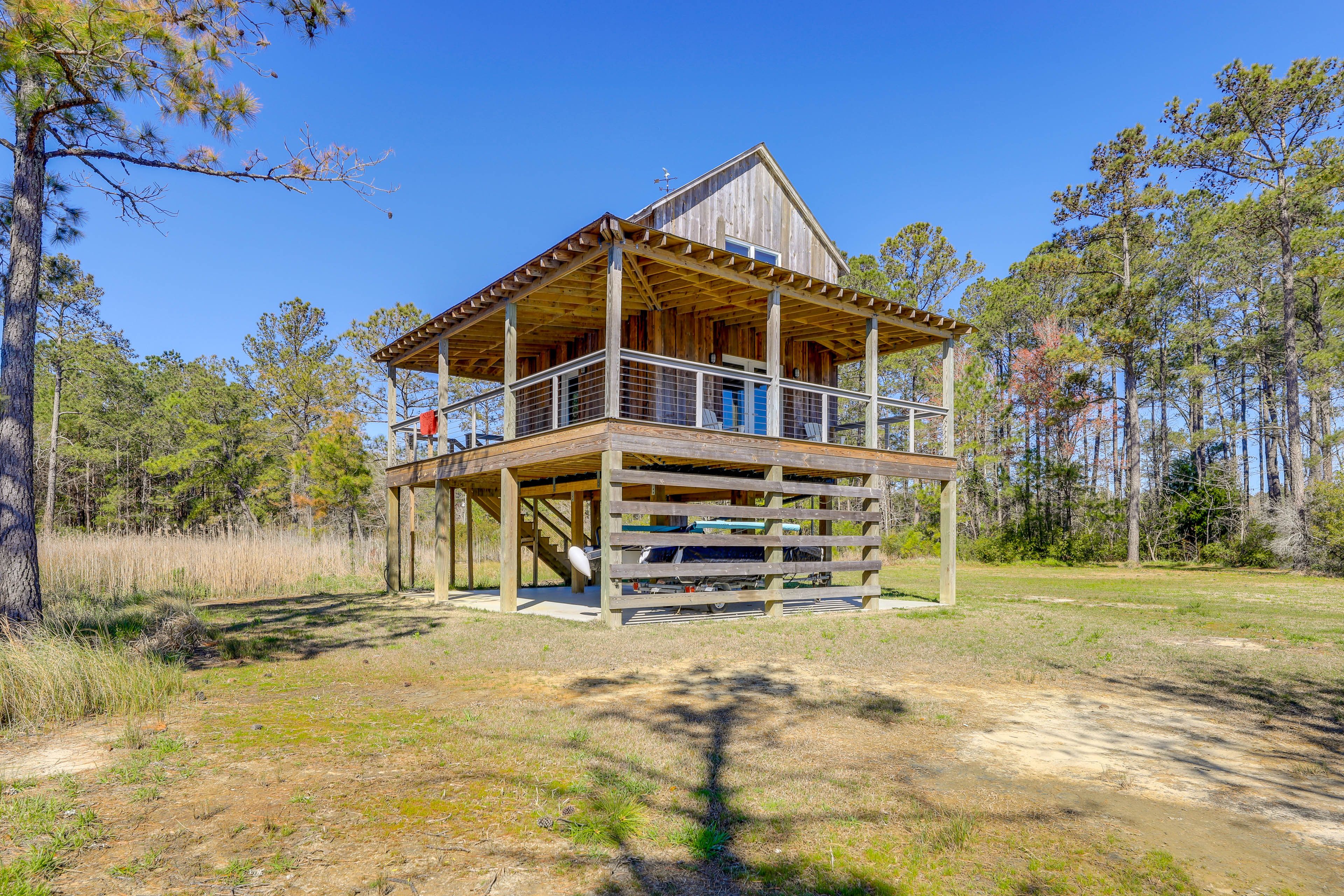 Exterior | 2-Level Studio | Mini-Split Heating & A/C | Free WiFI