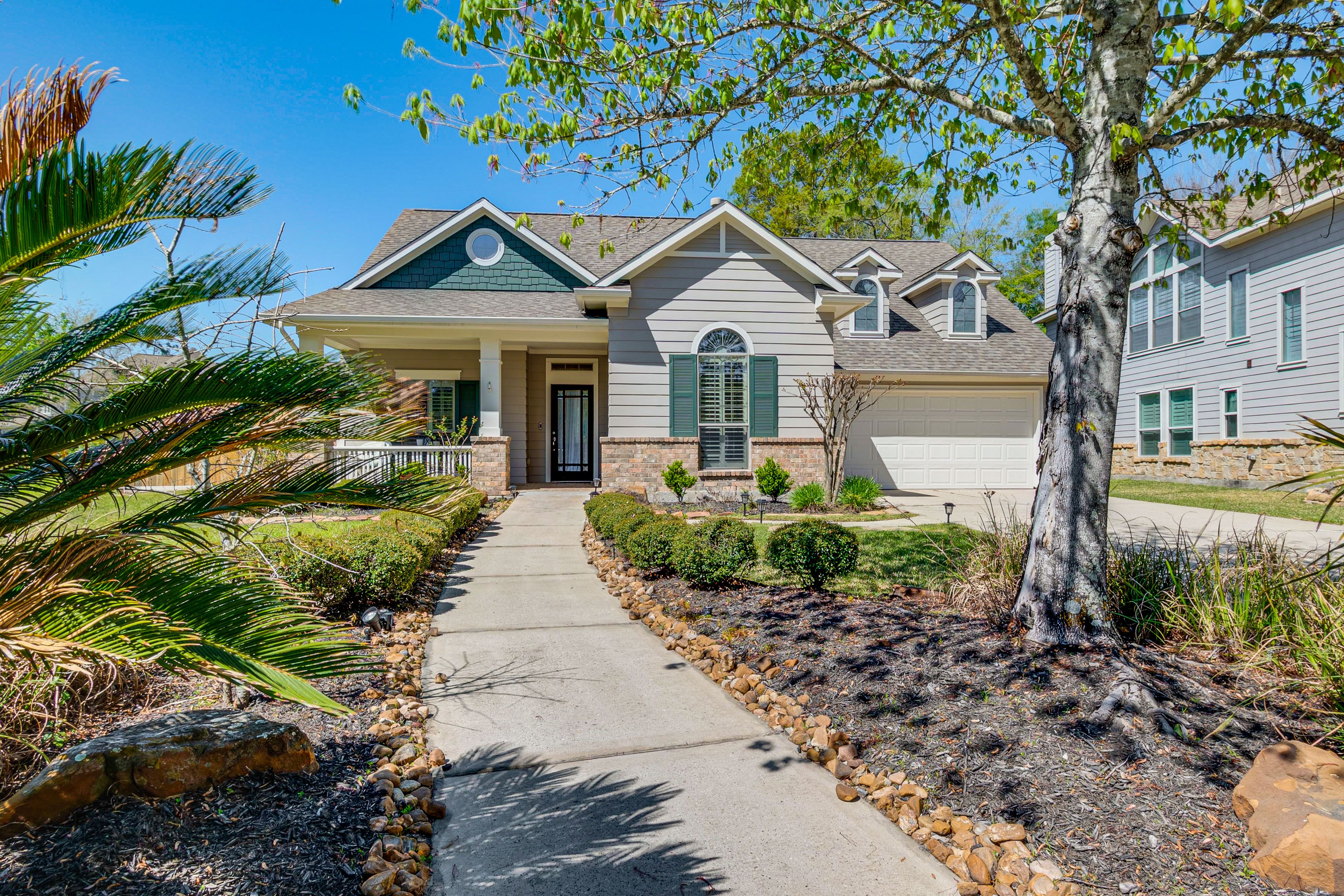 House Exterior | Neighborhood Park & Tennis Courts