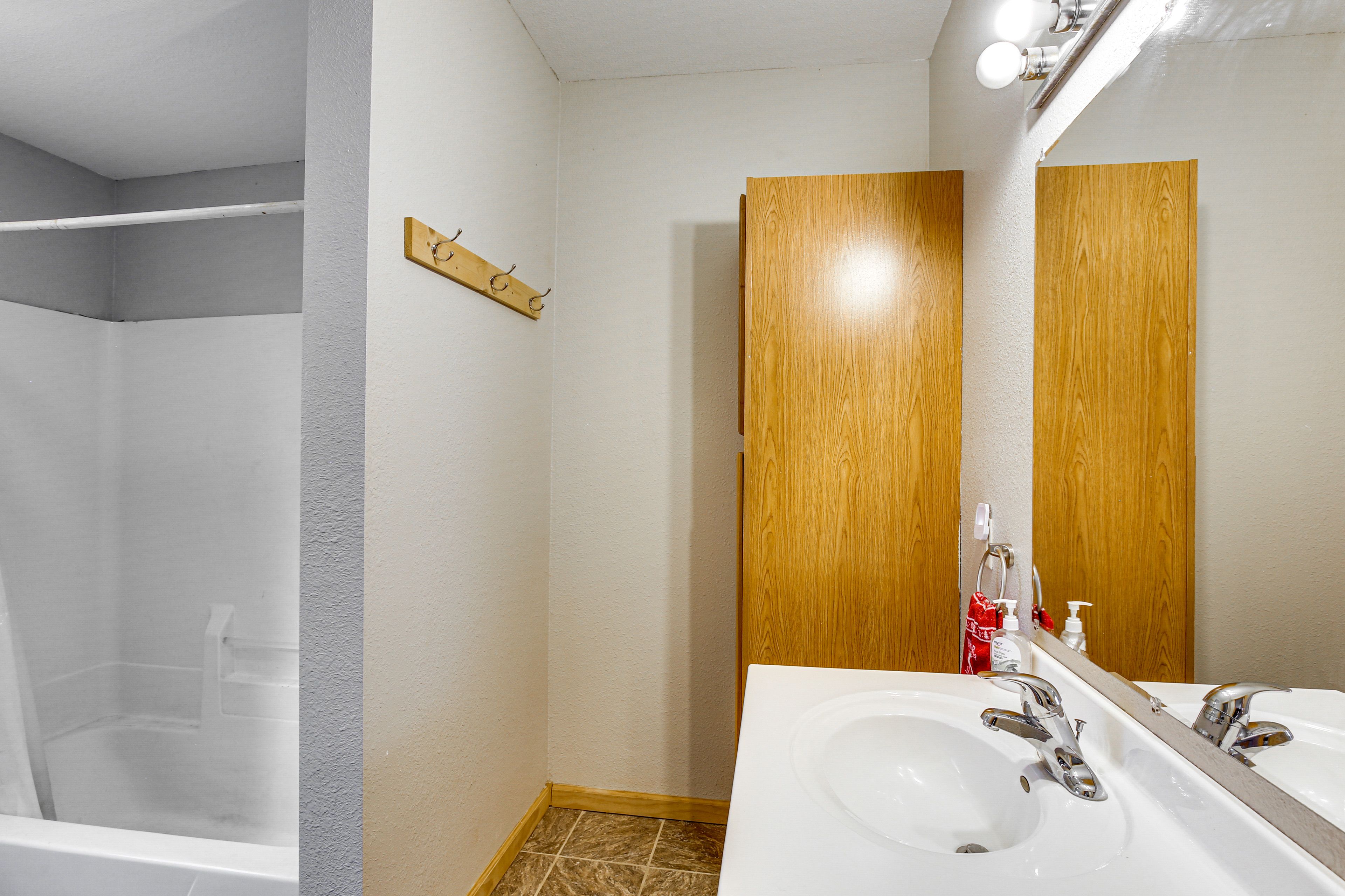 Bathroom | Towels Provided