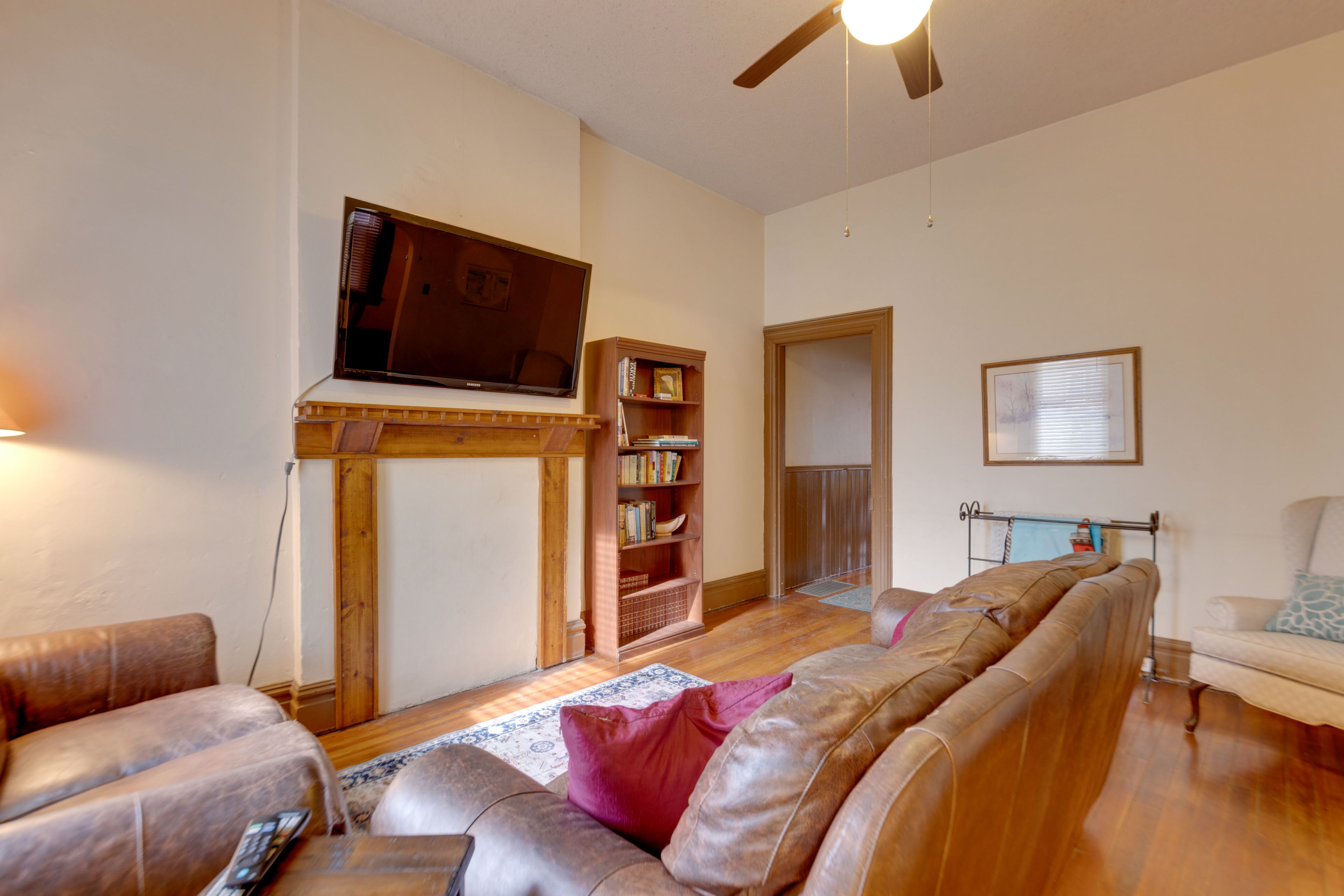 St. Louis Vacation Rental | 1BR | 1BA | 1,458 Sq Ft | 7 Steps to Enter