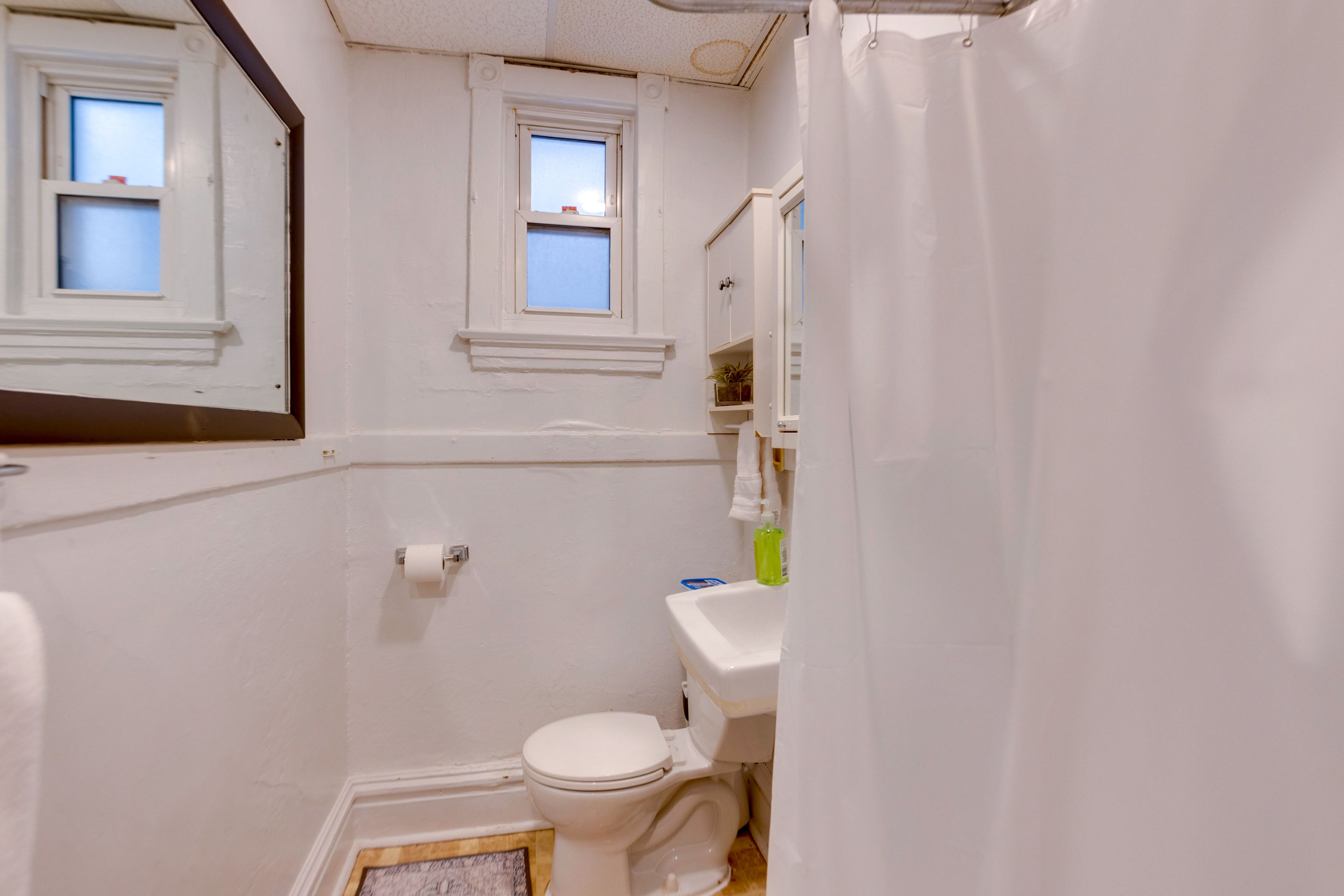 Full Bath | Towels