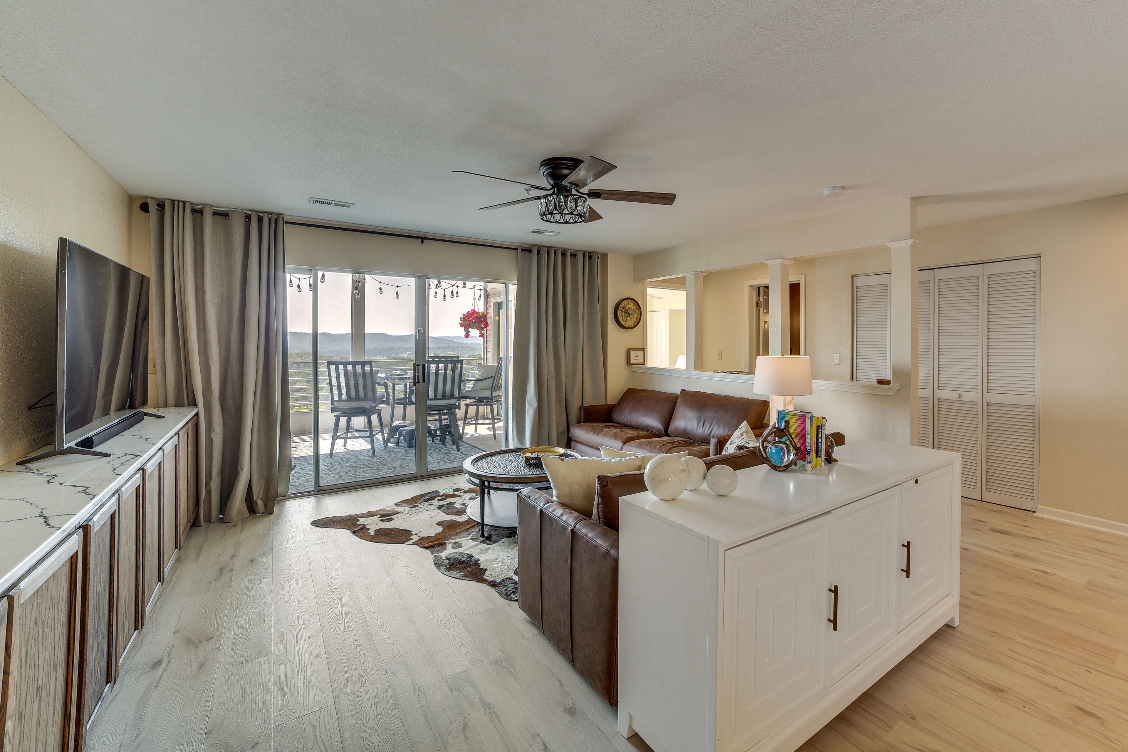 Living Room | Single-Story Condo | Smart TV | Central A/C & Heating