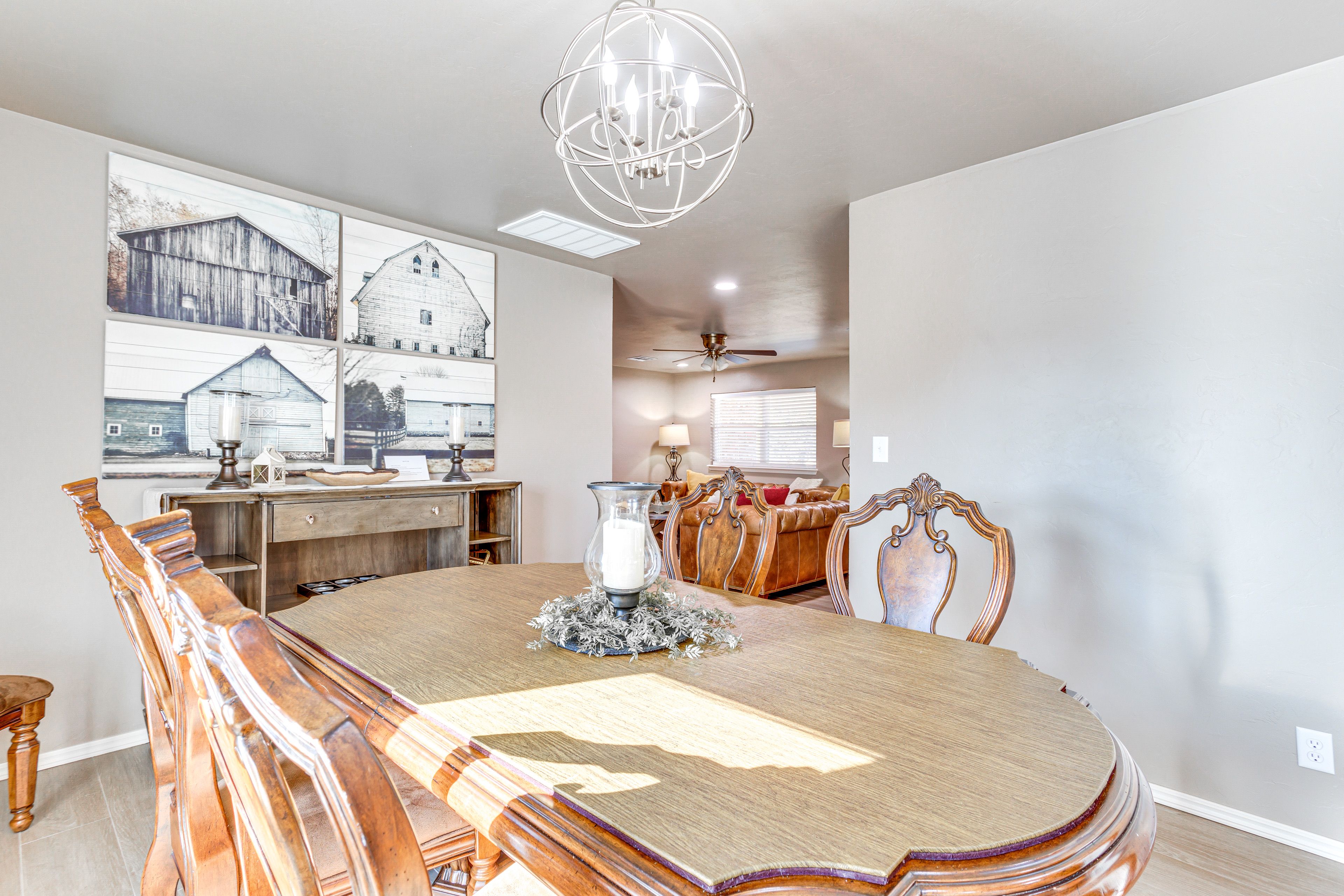 Dining Table | Dishware & Flatware