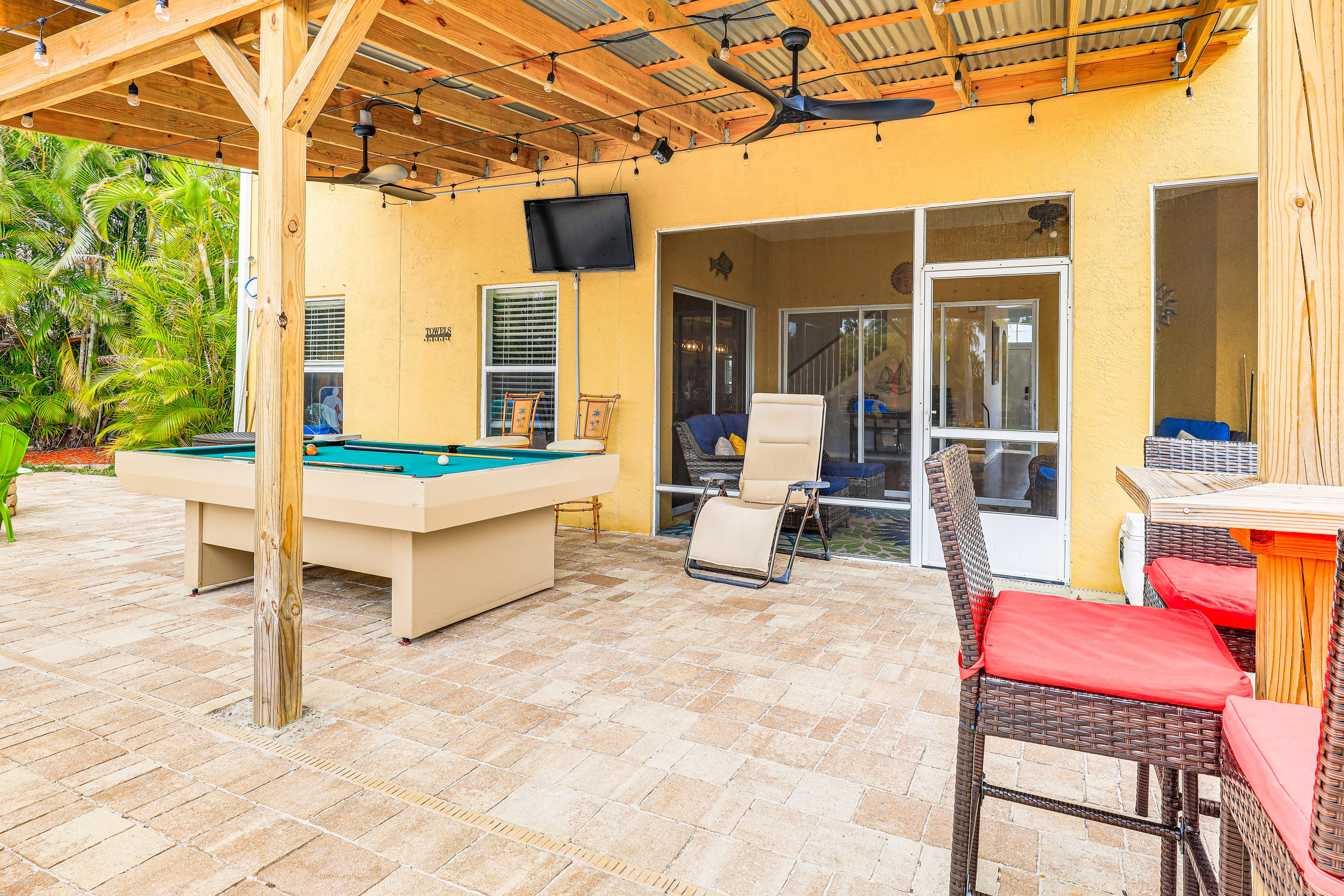 Patio | Fire Pit | Dining Area | Pool/Ping Pong Table