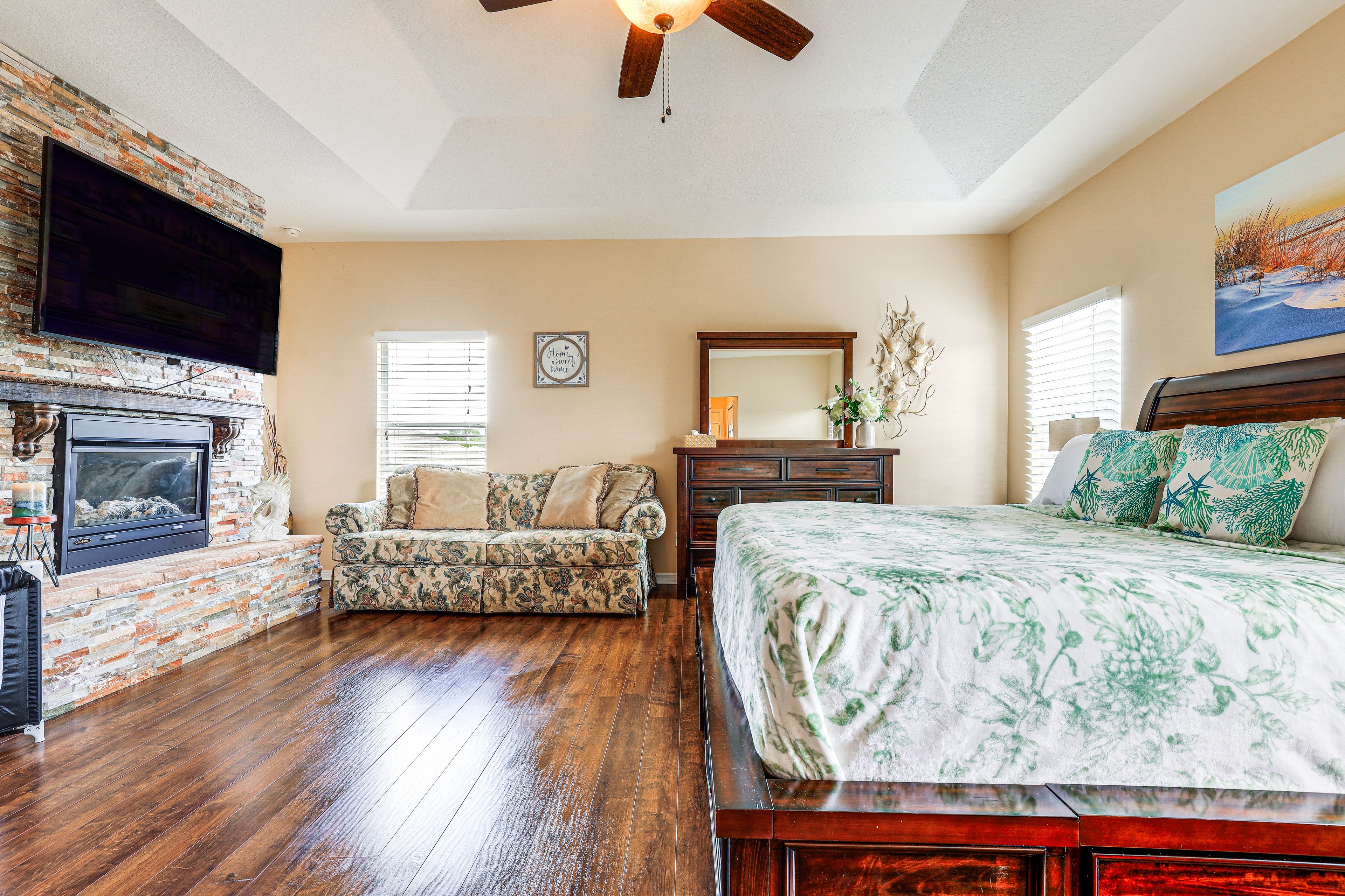 Bedroom 1 | King Bed | 2nd Floor