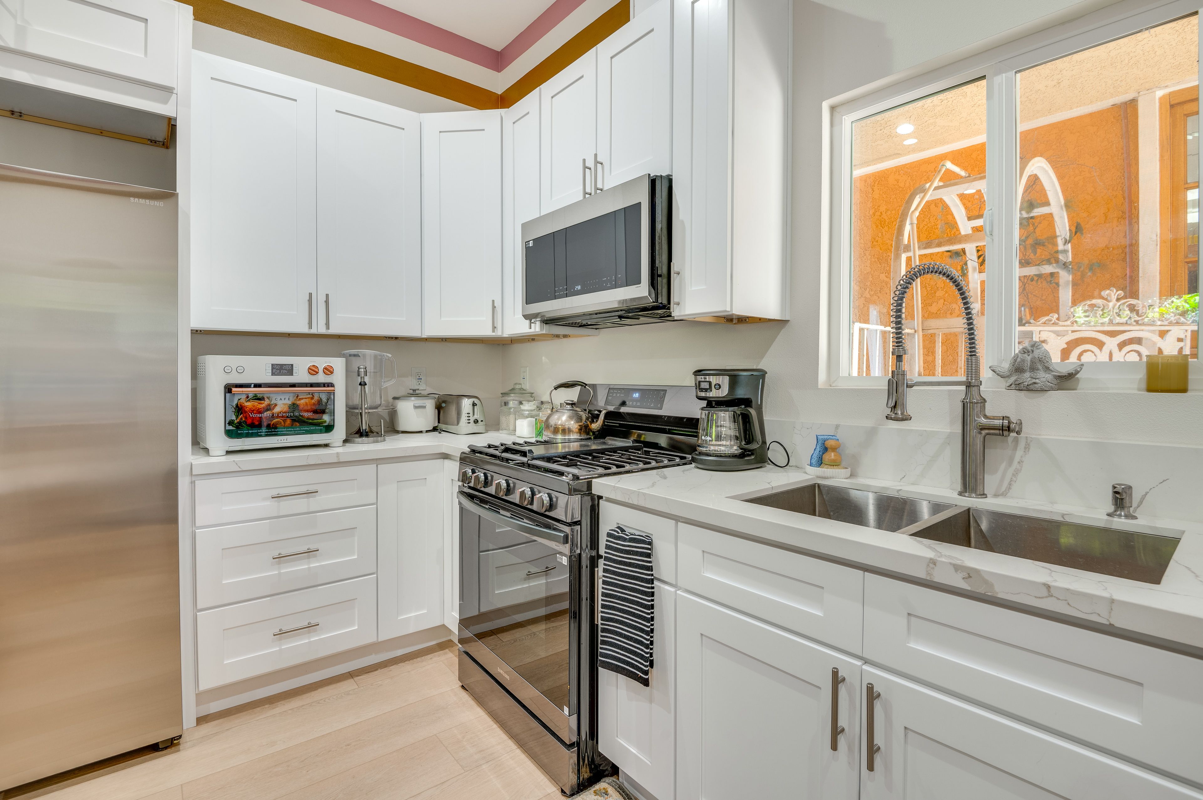 Kitchen | Drip Coffee Maker | Toaster | Air Fryer