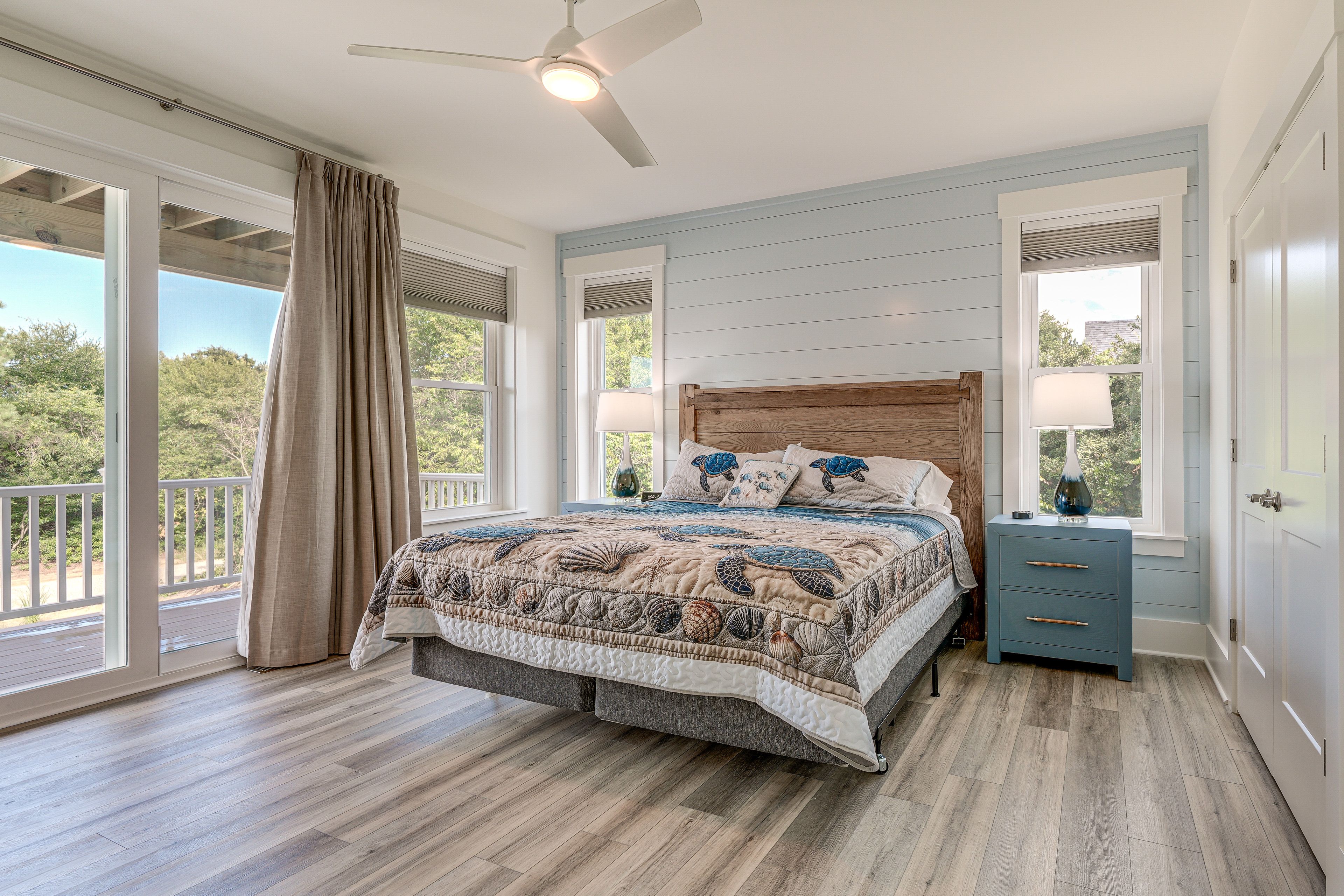 Bedroom Suite 2 | King Bed | Lower Floor