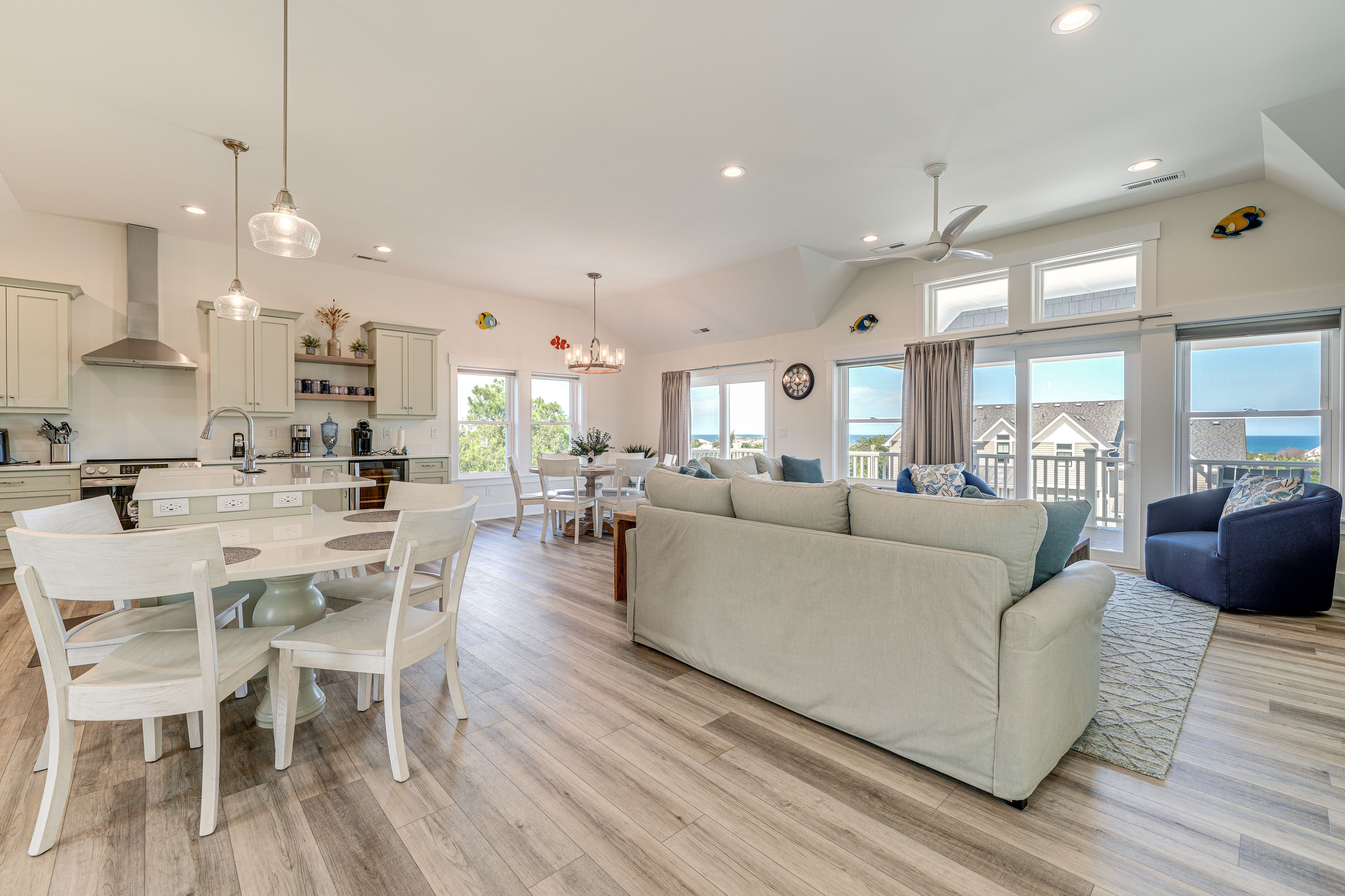 Living Room | Free WiFi | Central A/C & Heat | Smart TV | Main Floor